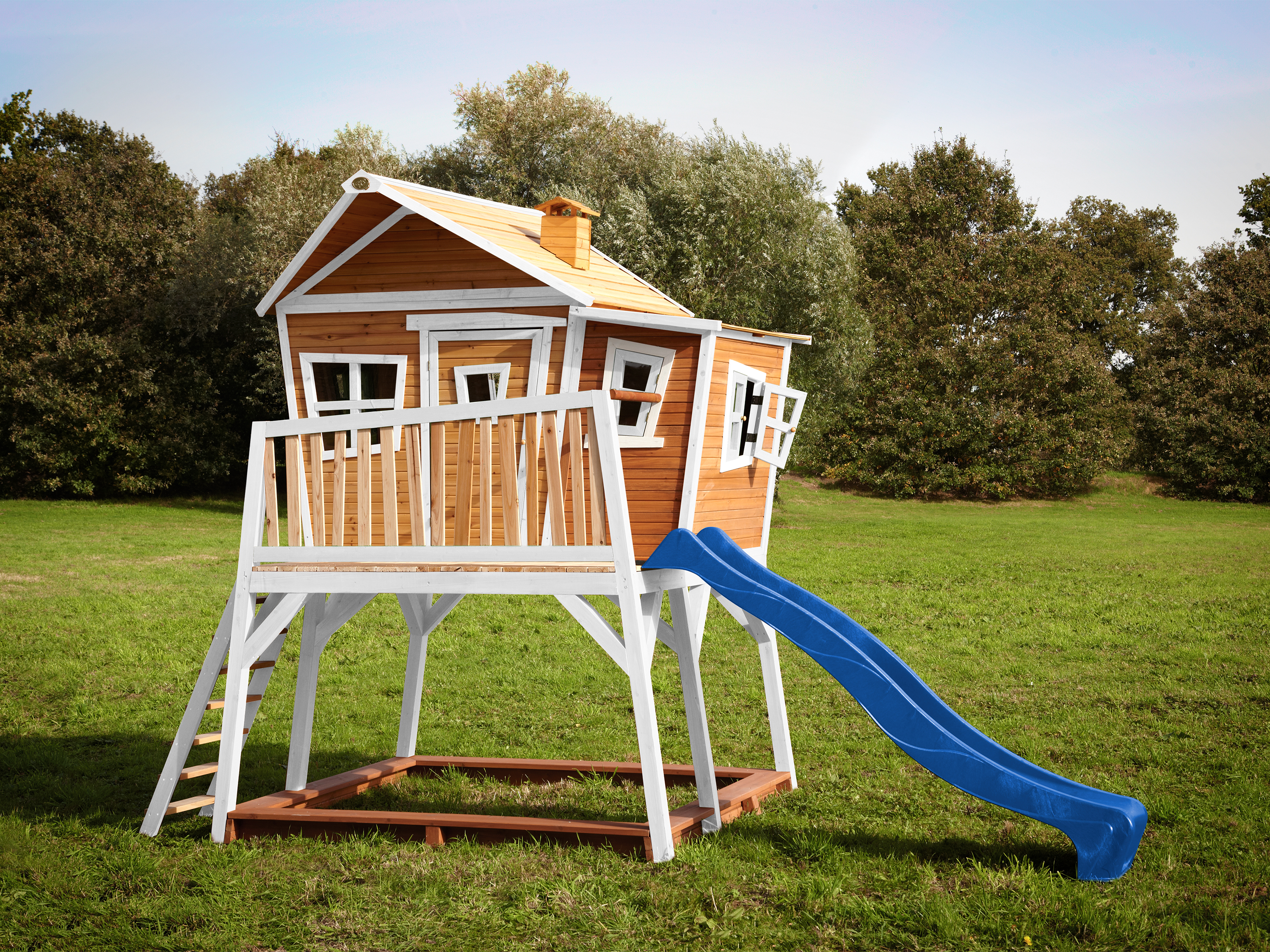 AXI Max Playhouse Brown/White - Blue Slide