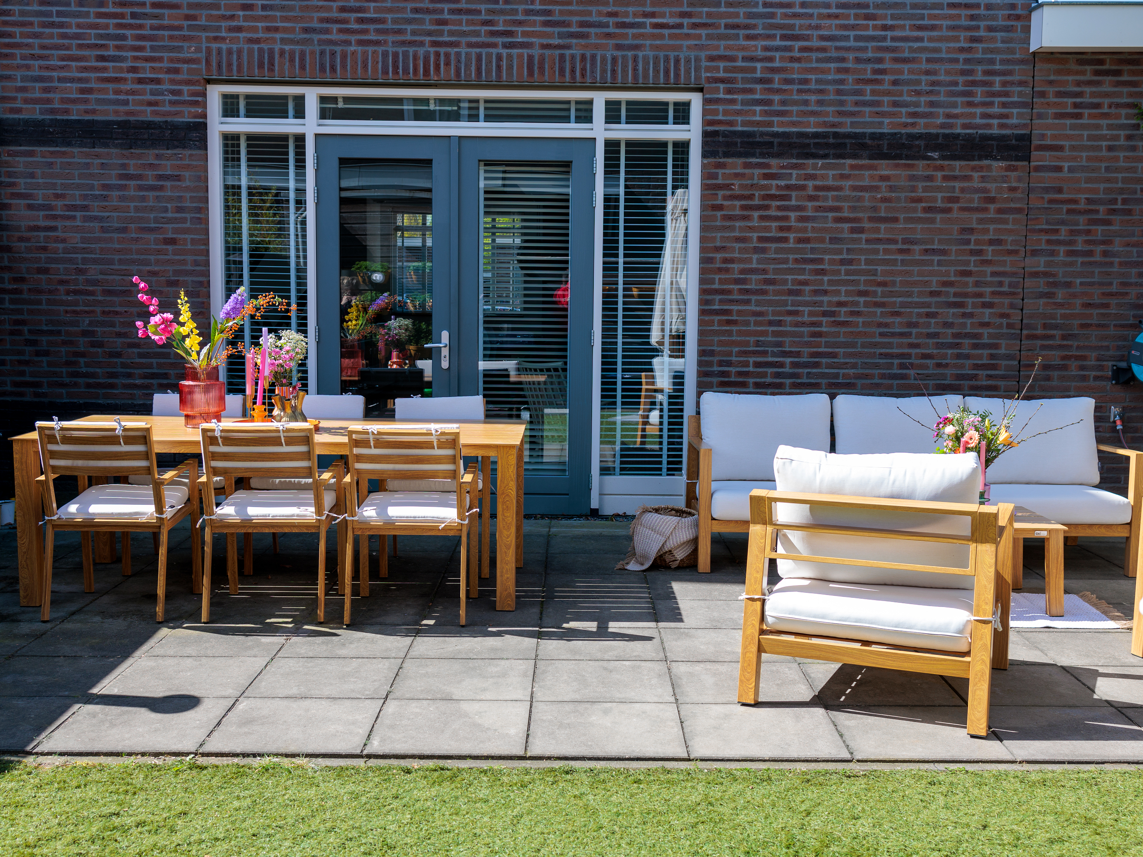 AXI Orla loungeset 4-delig met bank, tafel en 2 stoelen Houtlook/beige