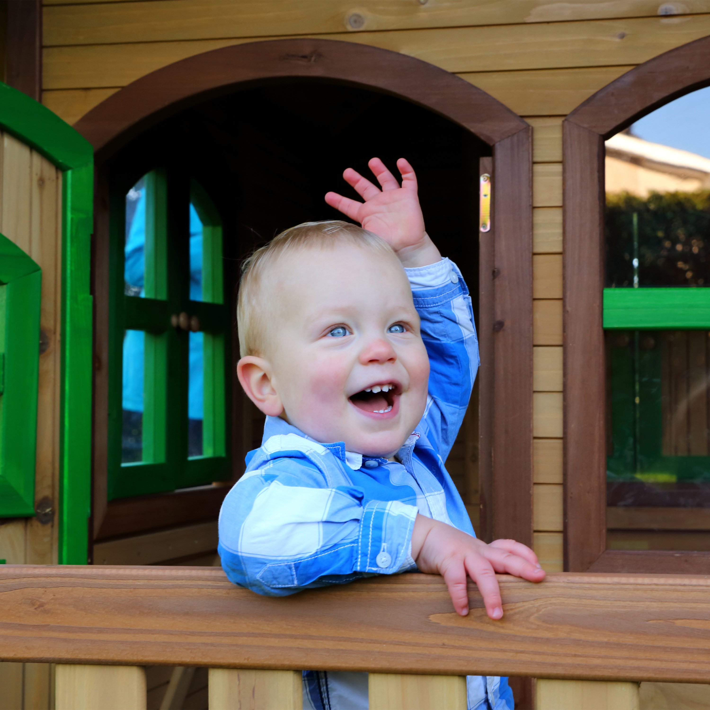 AXI Tom Playhouse Brown/Green - Red Slide-8717973930631 AXI Tom Playhouse Brown/Green - Red Slide