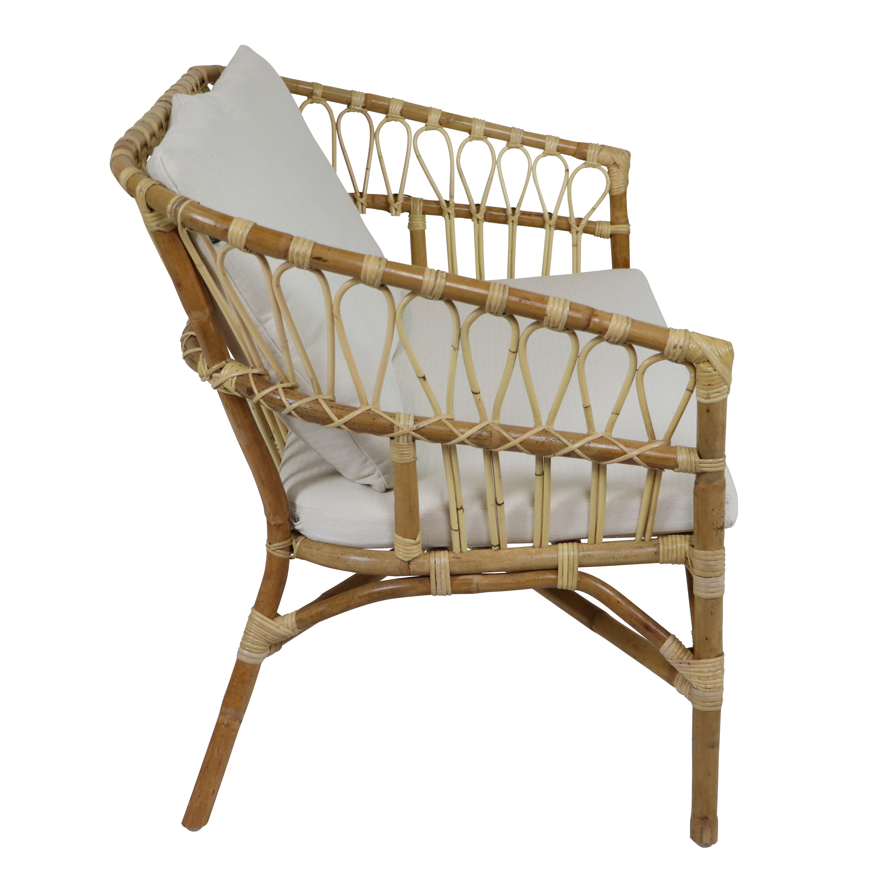 AXI Mary Rattan Lounge Set – 4-Piece with Sofa. Table. and 2 Chairs Natural/White