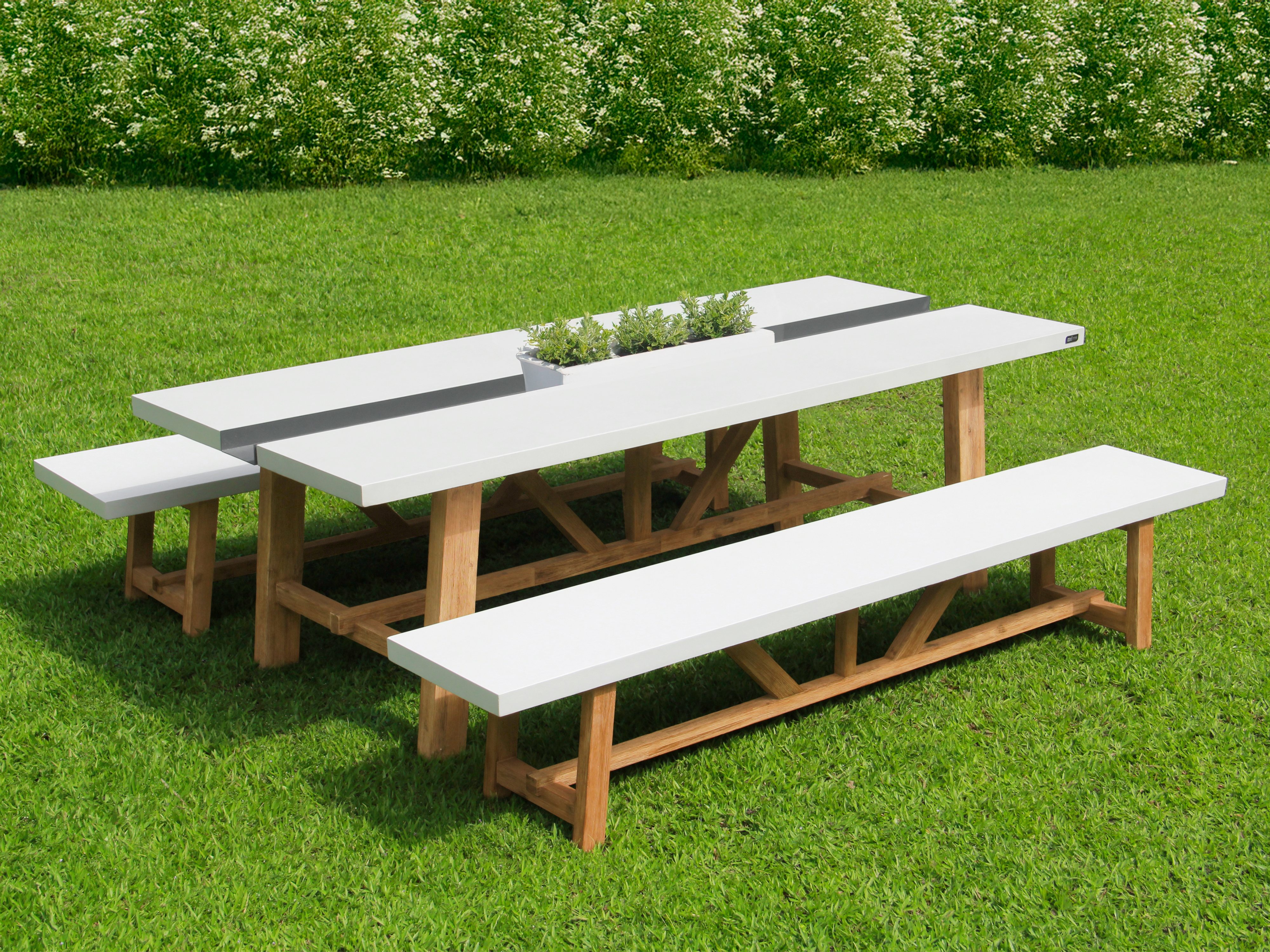 AXI Aaron Garden Set with 2 benches – Acacia wood / Limestone-look