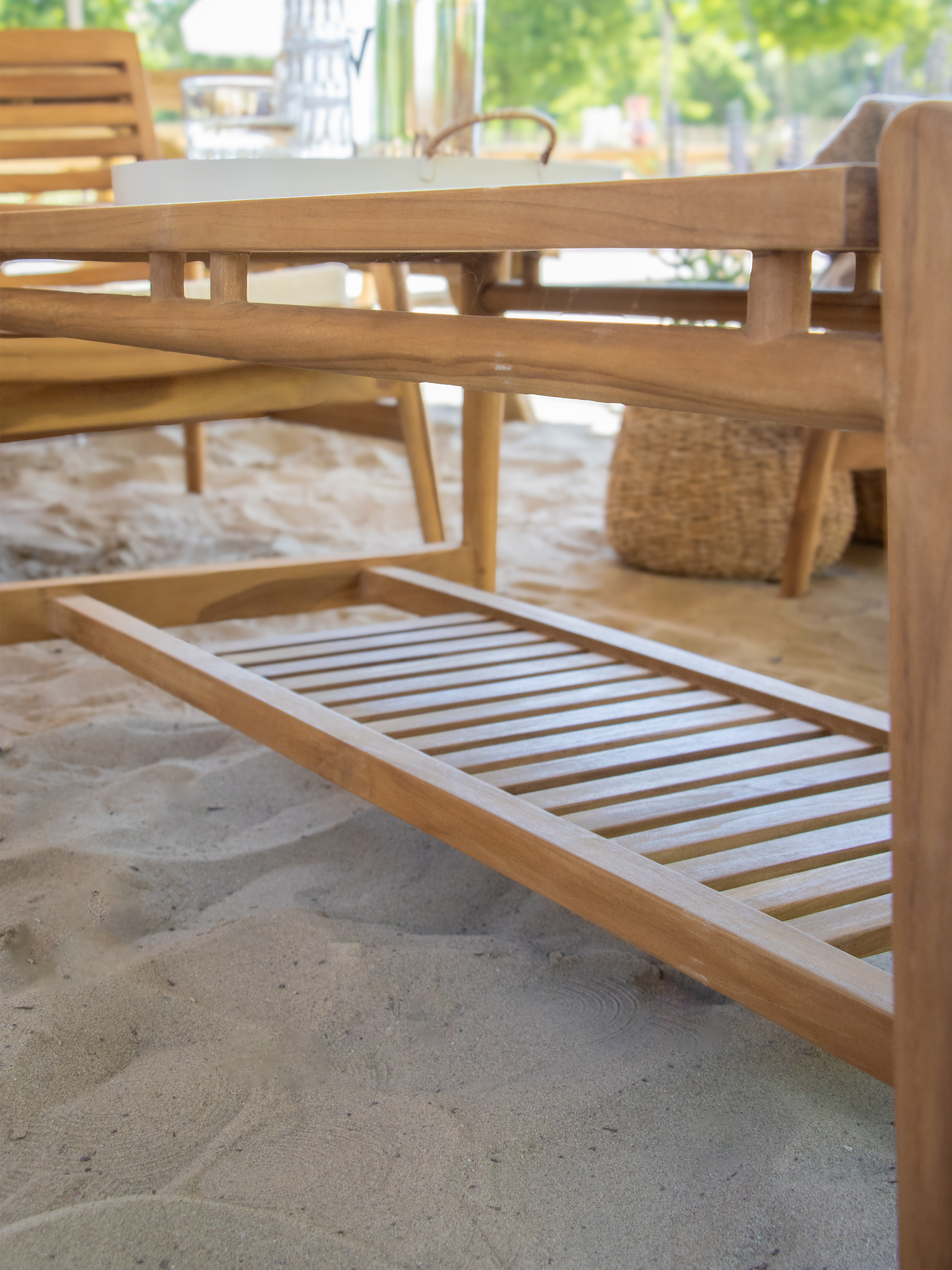 AXI June Lounge Set 4-piece with bench. table & 2 chairs - Teak/Cream