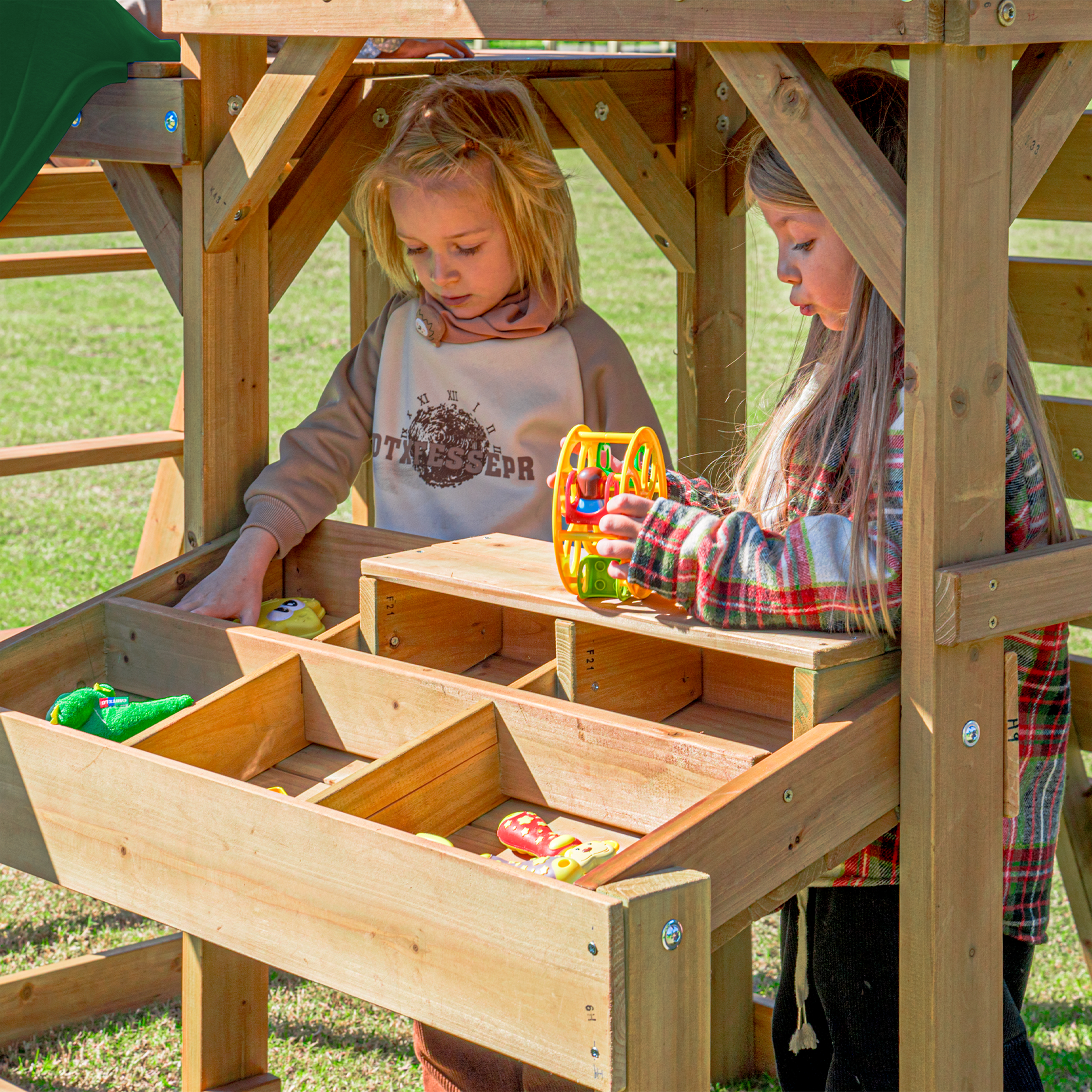 AXI Mitch Climbing Frame with Double Swing, Trapeze and Lookout Tower – Green Slide
