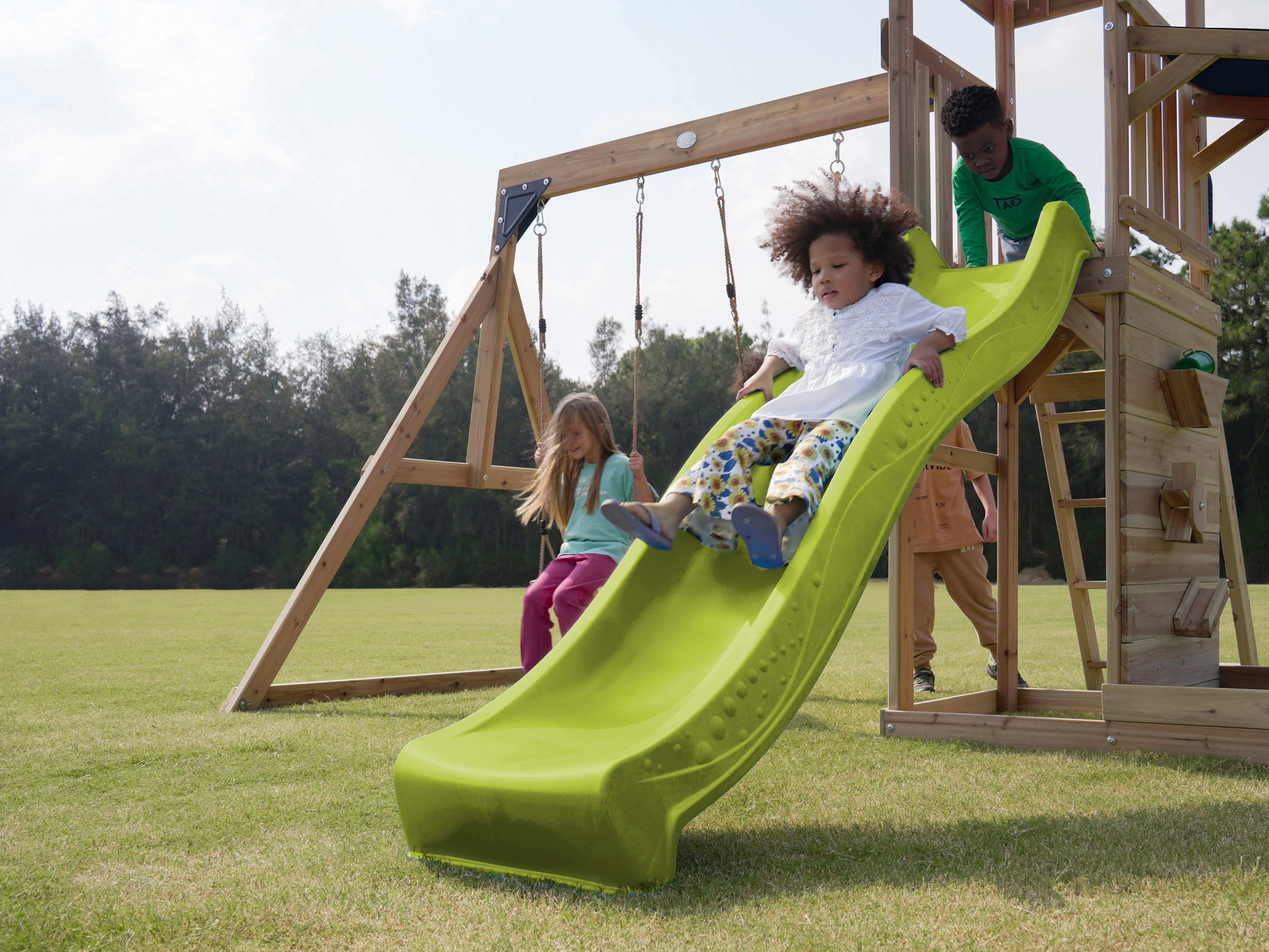 AXI Malik Play Set with Double Swing Brown - Lime green Slide 