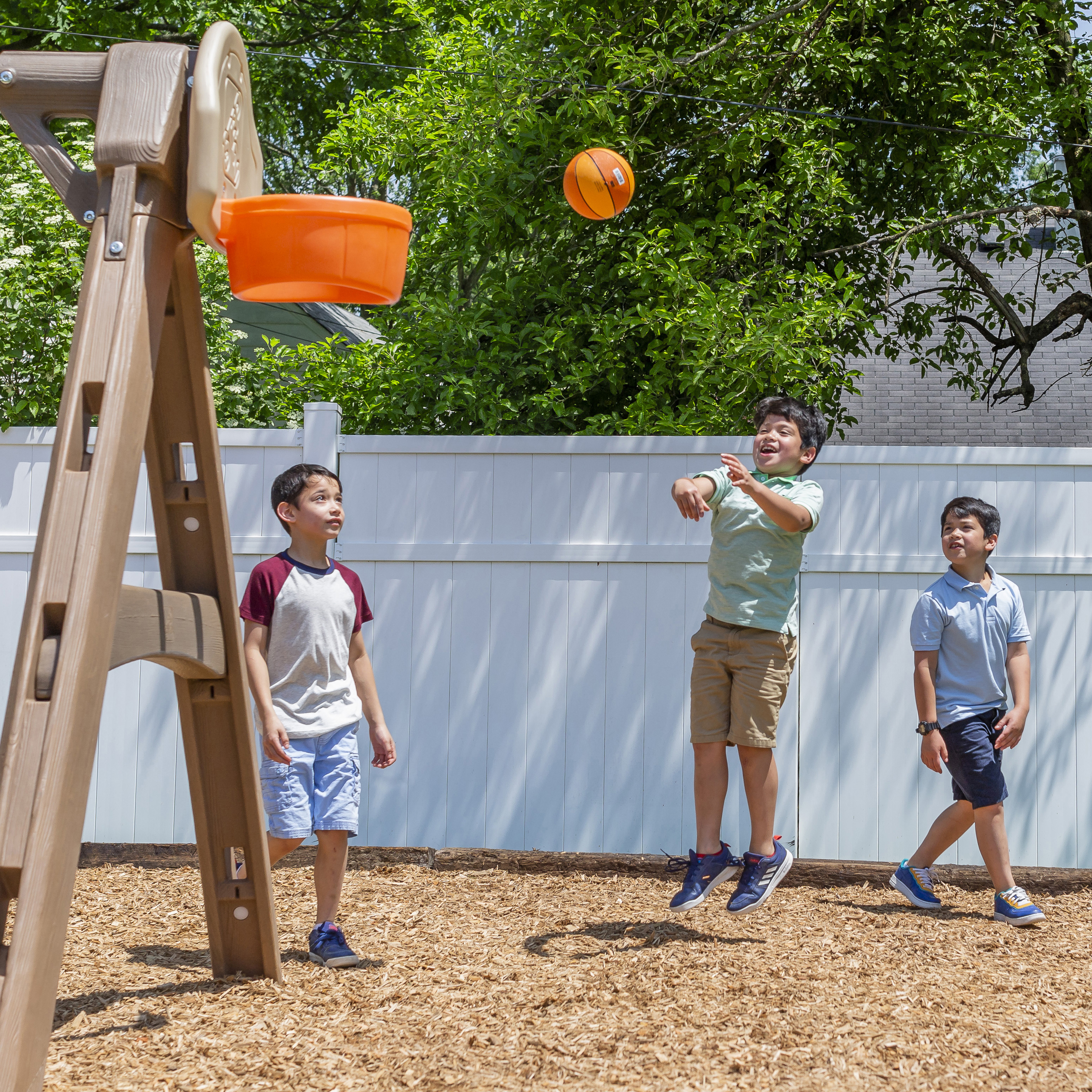 Step2 Naturally Playful Adventure Lodge Play Center