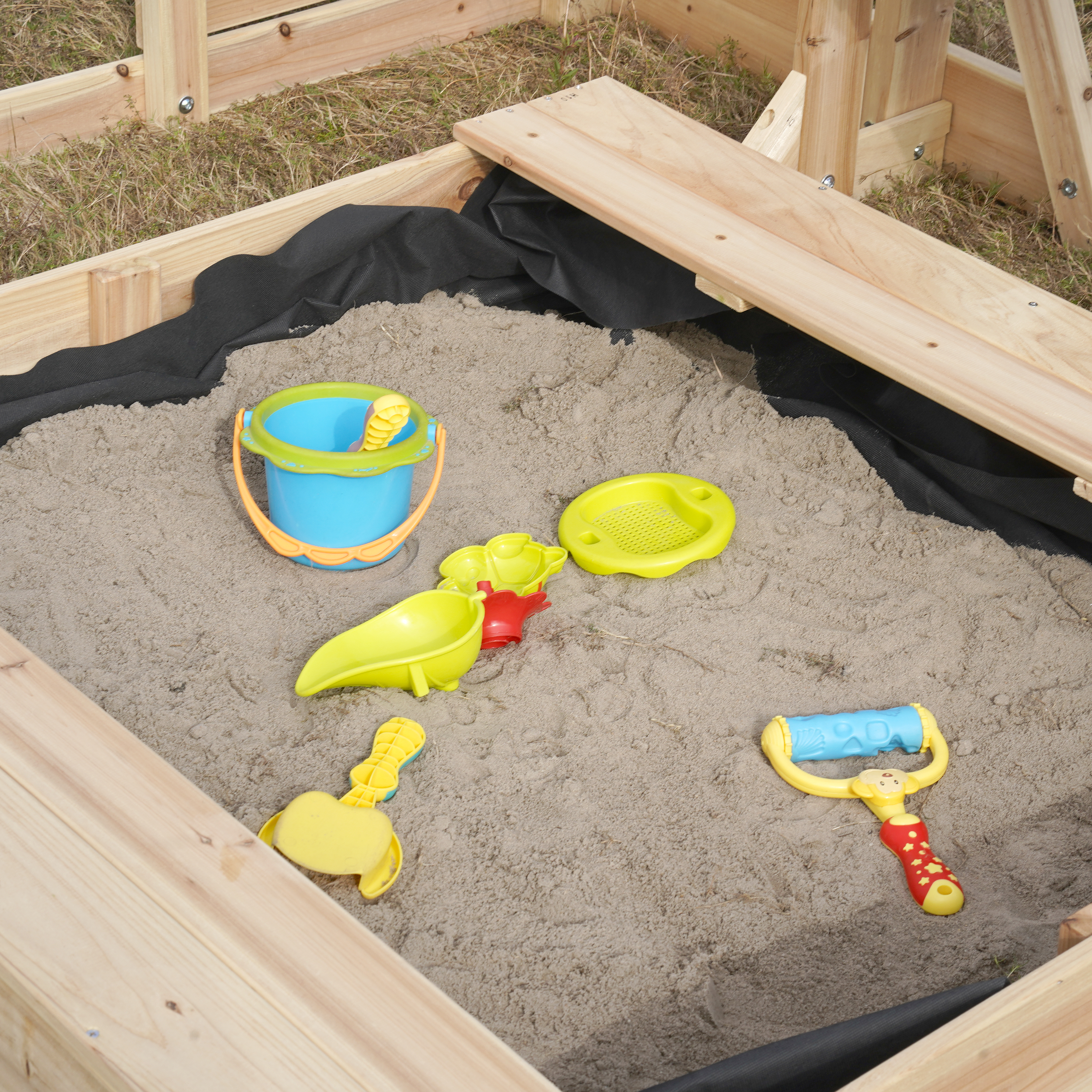 AXI Dex Climbing Frame with Sandbox, Monkey Bars and Picnic Table