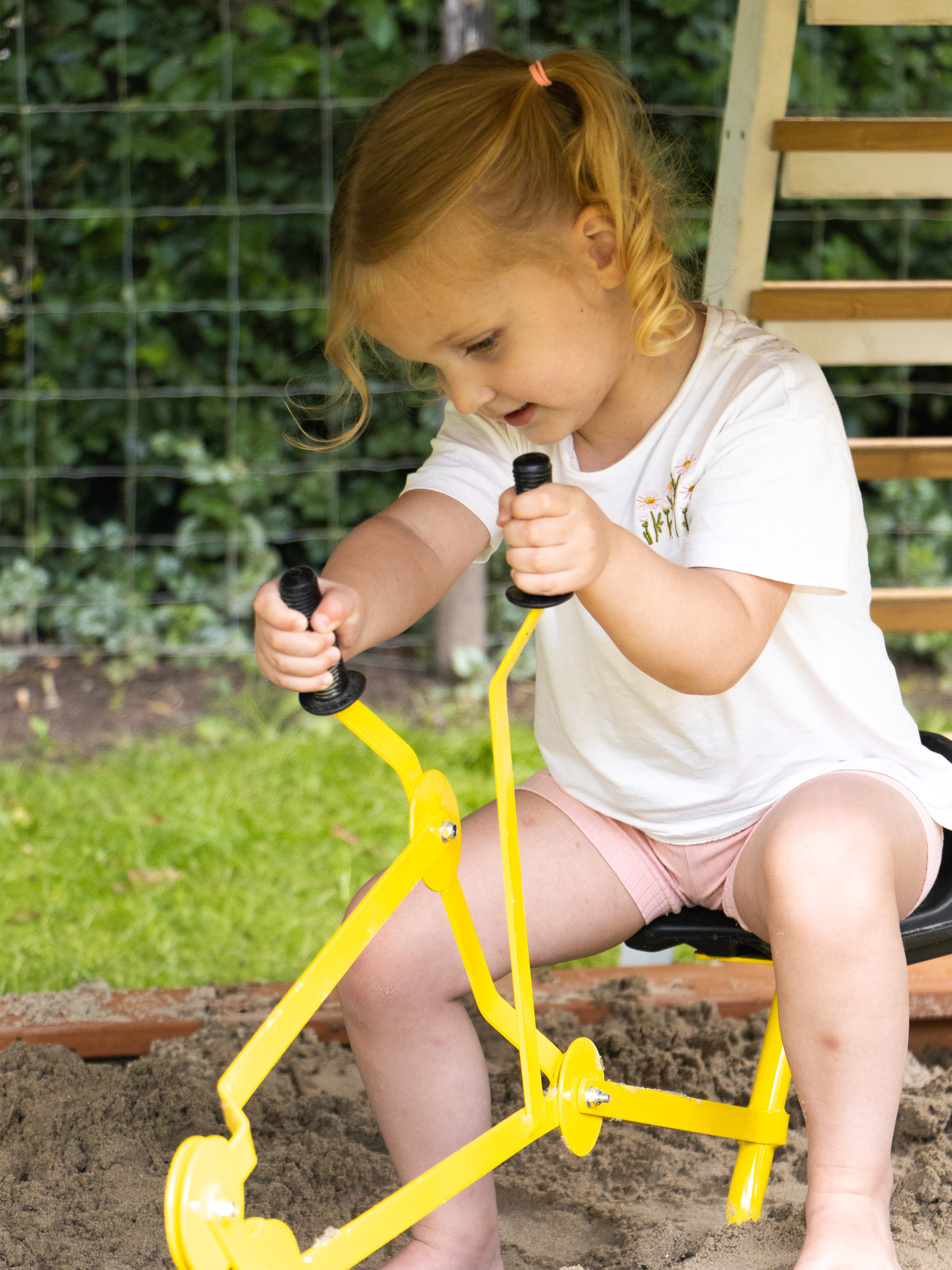 Emmer en schep gratis afbeelding Kleurplaat - Kinderen Kleurplaat Emmer en schep gratis afbeelding Kleurplaat - Kinderen Kleurplaat