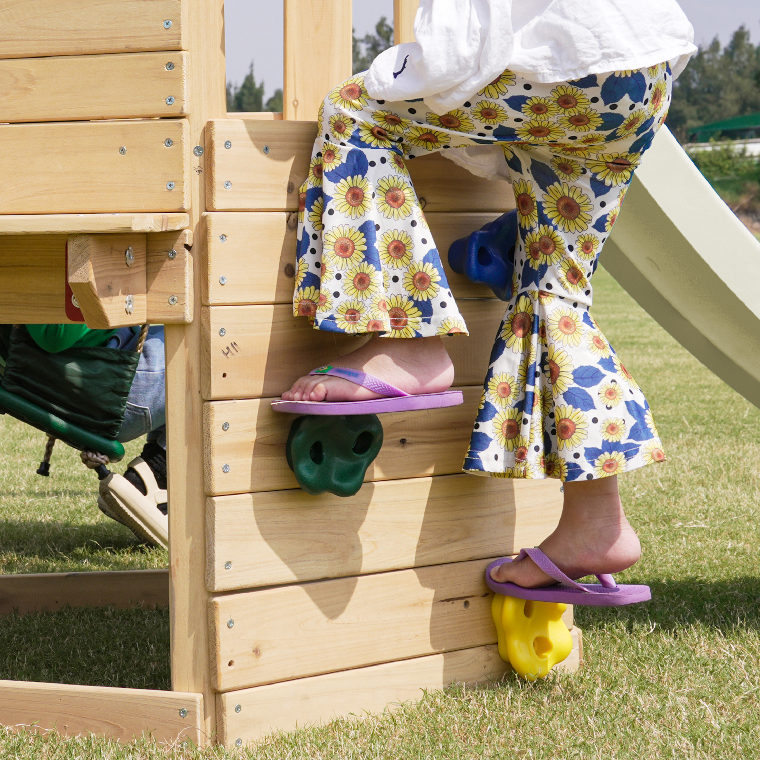 AXI Timo Mini Climbing Frame with Baby Swing, Climbing Wall and Chalkboard – Cream Slide