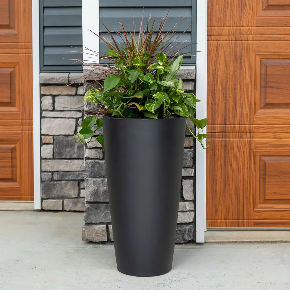Step2 Tremont Ronde Bloempot Groot - Onyx Zwart