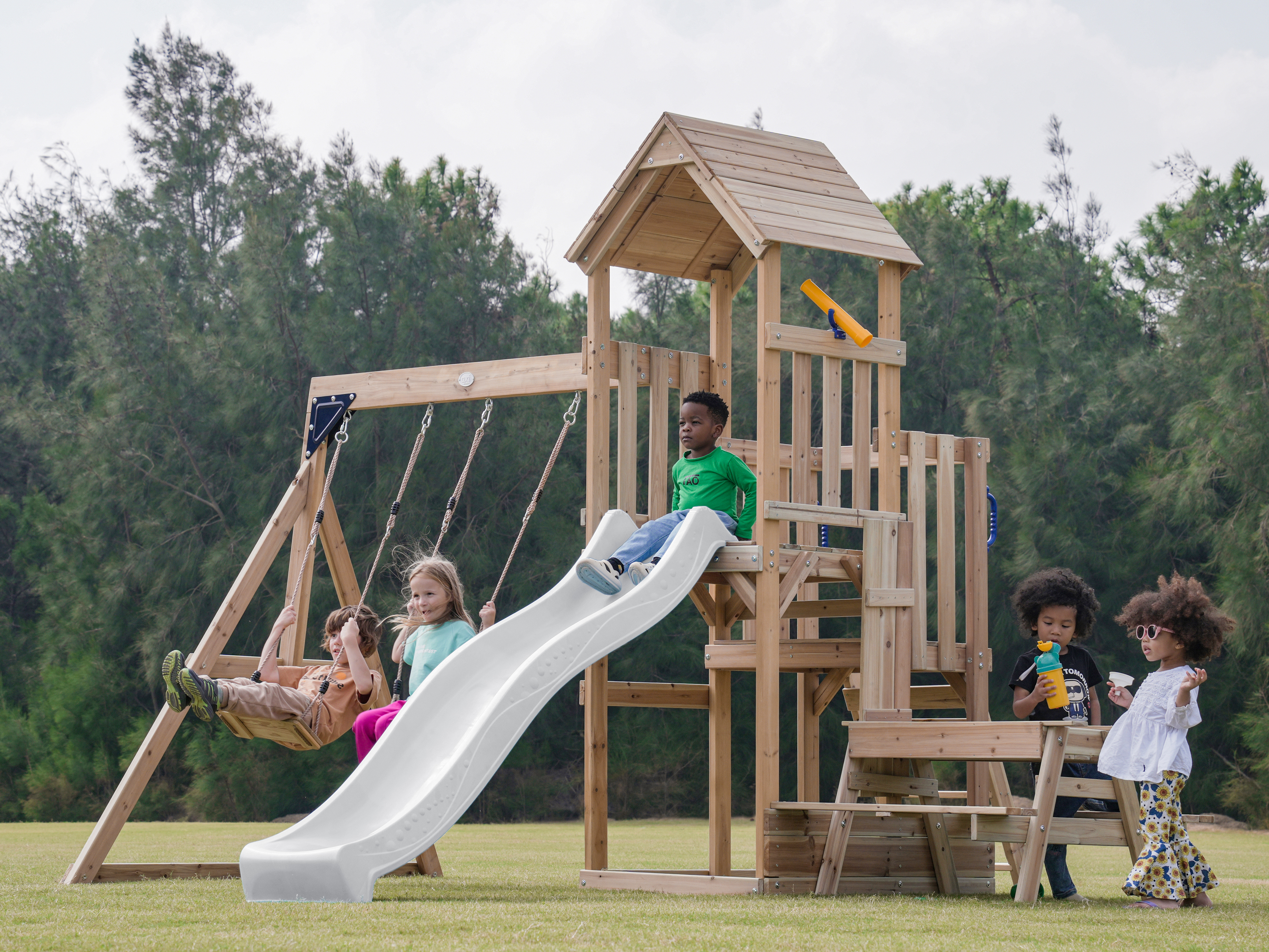AXI Mette Playground with Double Swing Brown - White Slide 