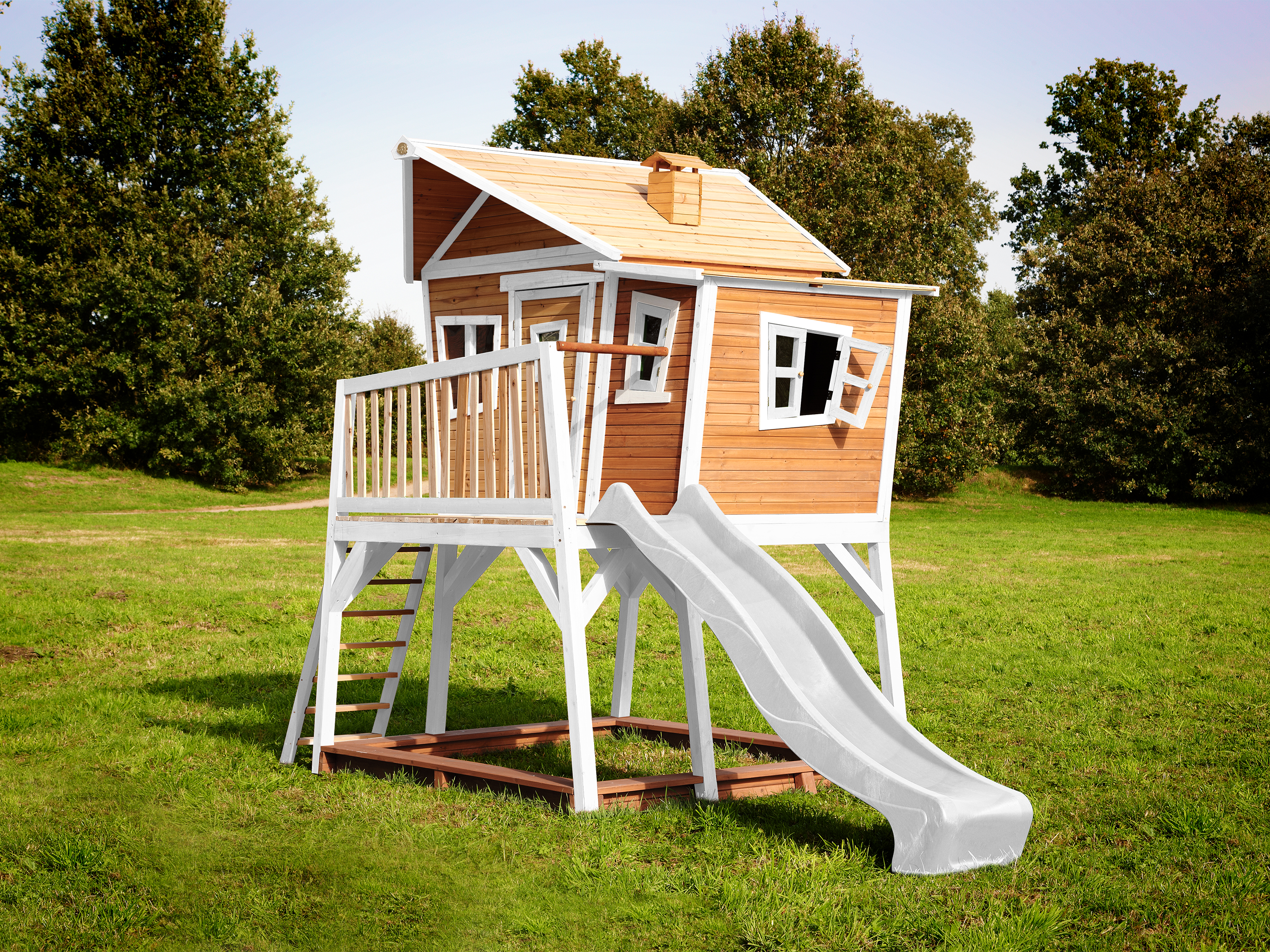 AXI Max Playhouse Brown/White - White Slide-8717973933397 AXI Max Playhouse Brown/White - White Slide