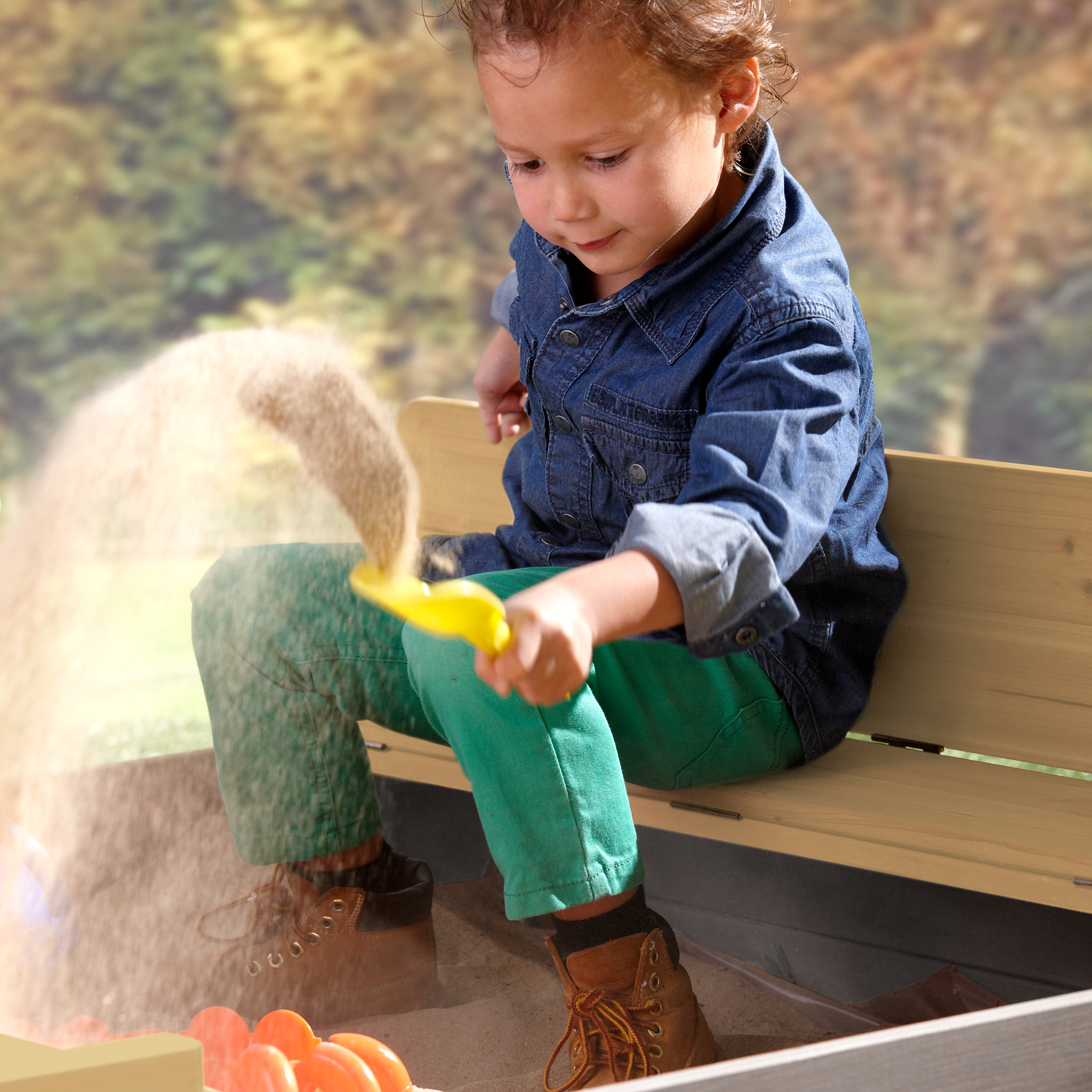 AXI Ella Sandbox with benches - 100 x 95 cm - Grey/Brown