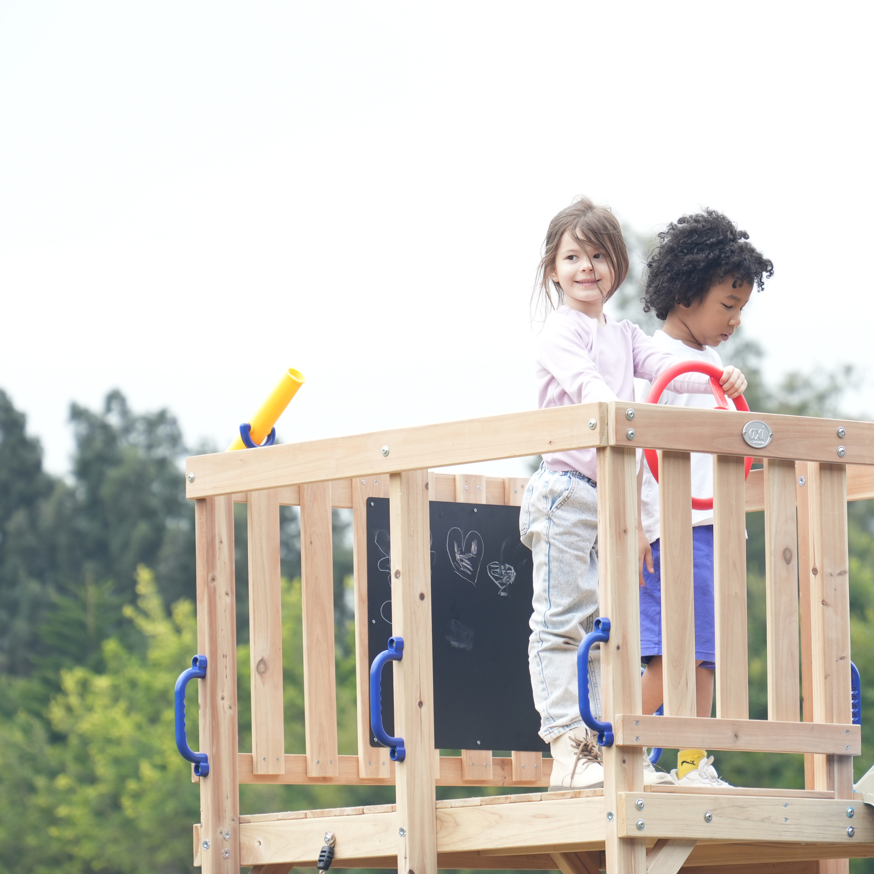 AXI Sam Climbing Frame with Climbing Wall. Climbing Net and Monkey Bars – Cream Slide