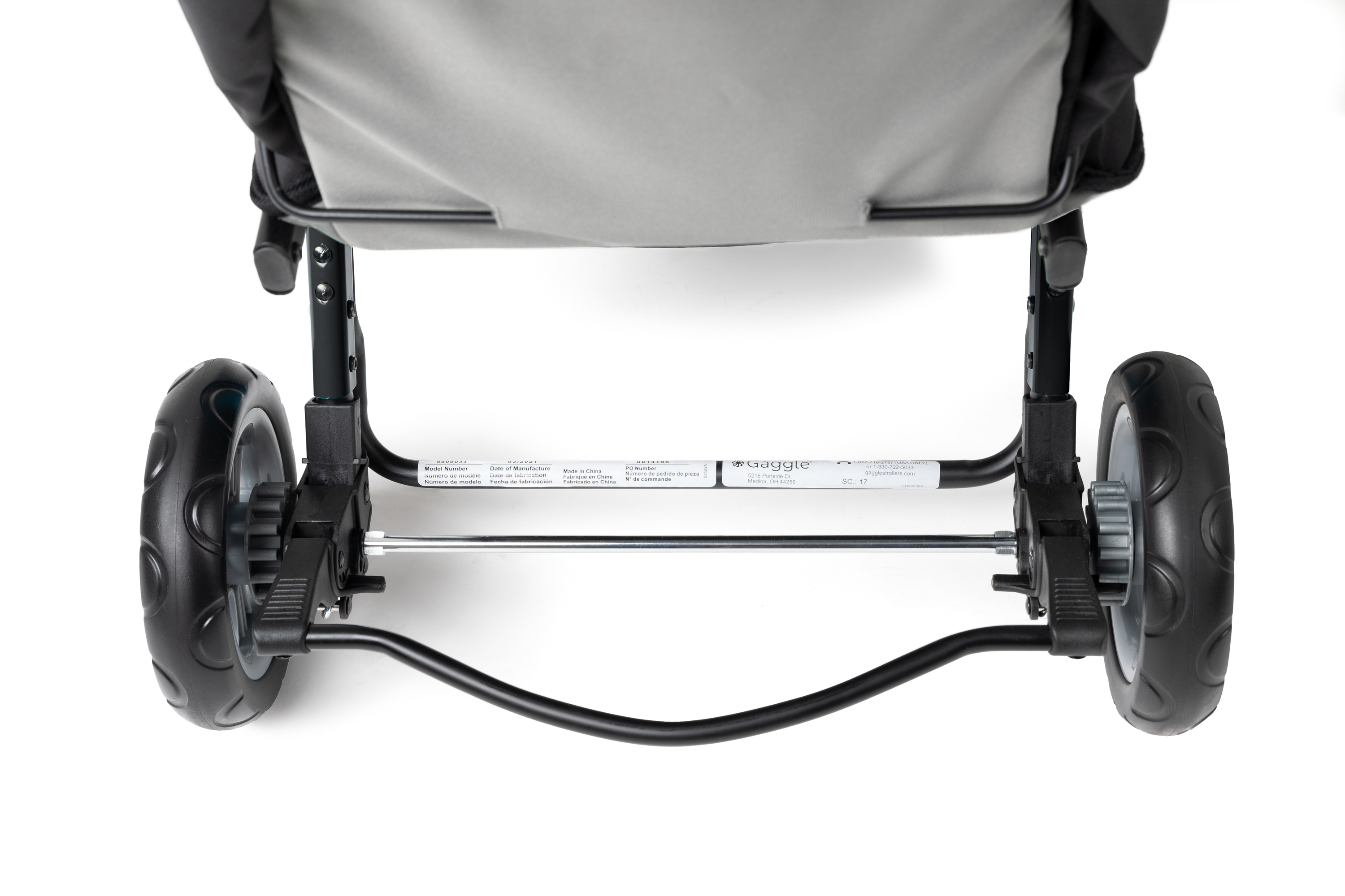 Gaggle Compass kinderwagen / buggy voor 3 kinderen in zwart