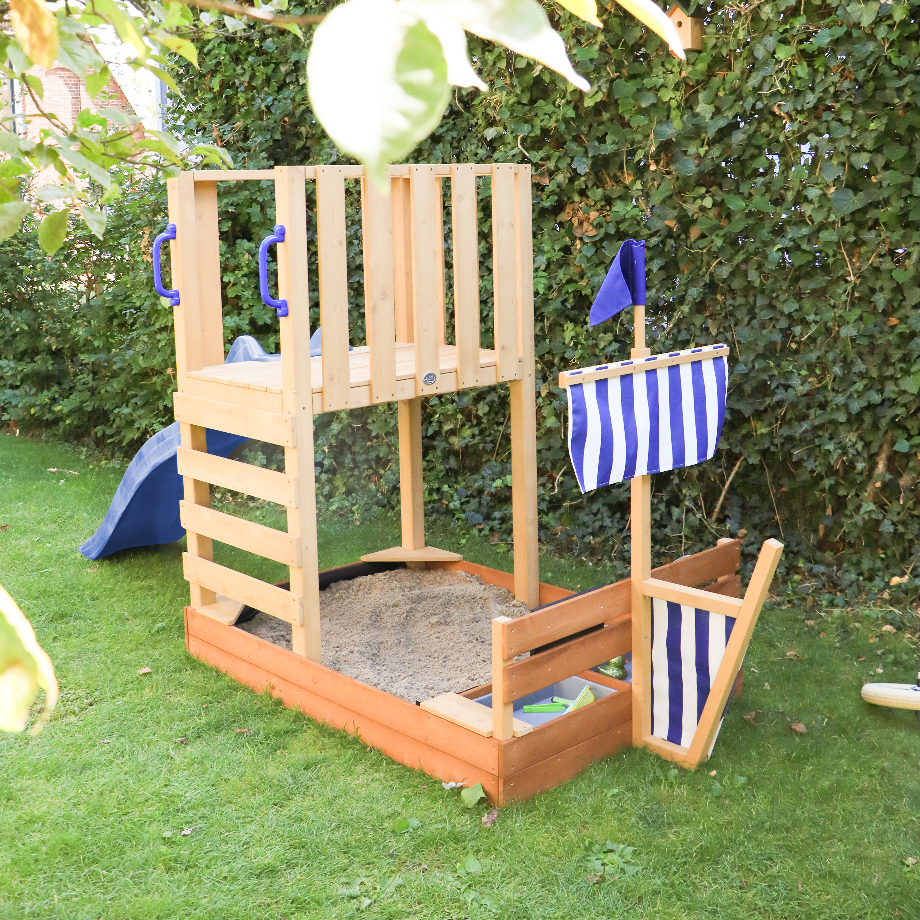 AXI Vicky Climbing Frame with Sandbox, Play Kitchen & Chalkboard – Blue Slide