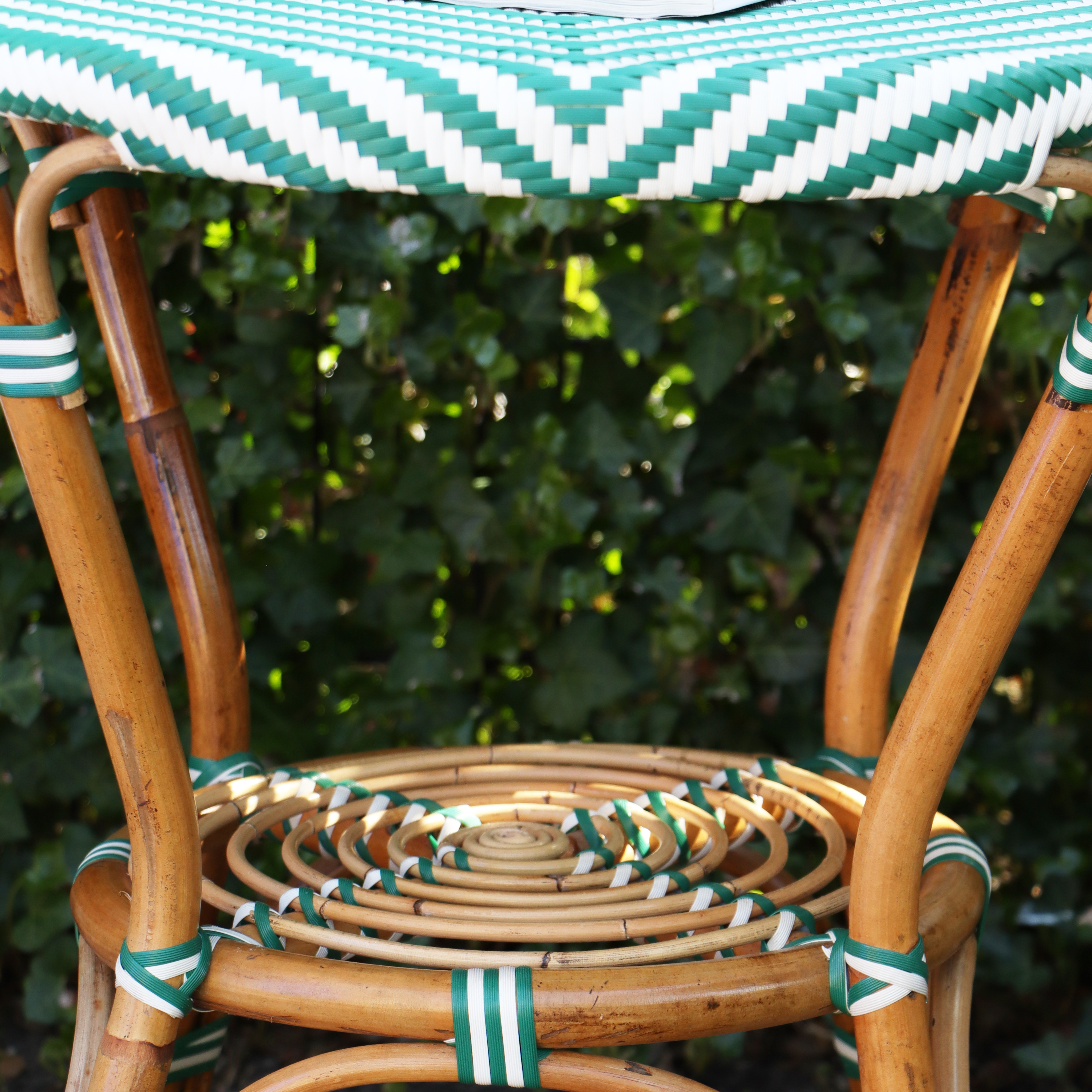 AXI Jacqueline Rattan Bistro Set Green/White