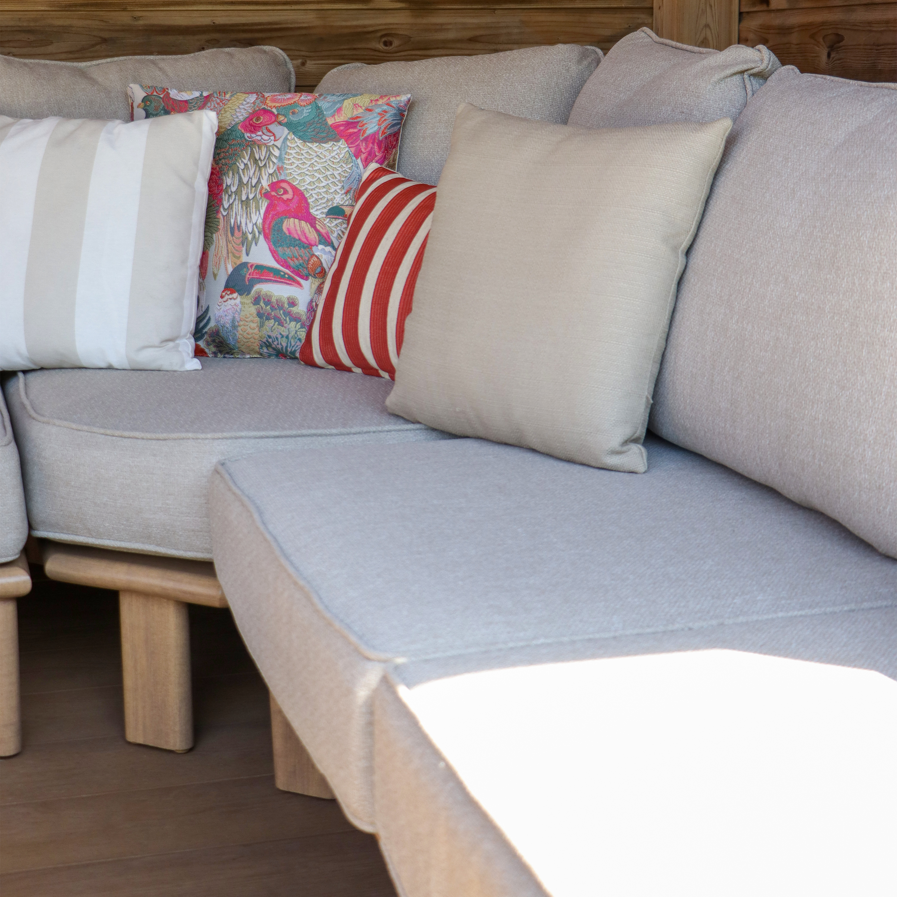 AXI Avery Lounge Set with Side Tables Wood-Look with Beige