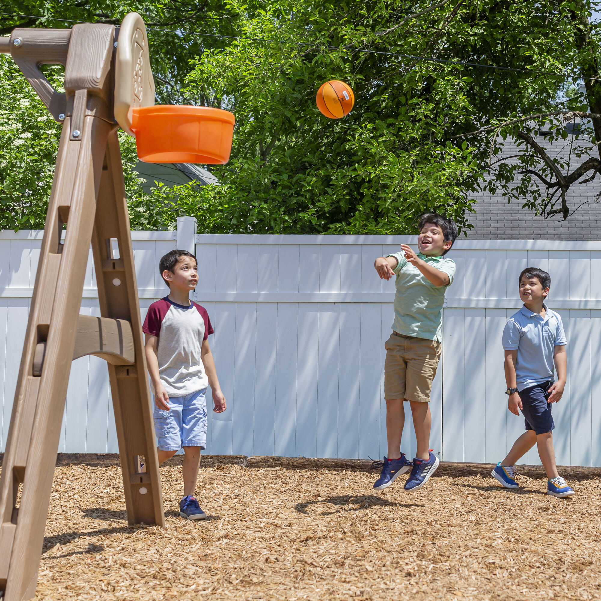Step2 Naturally Playful Adventure Lodge Play Center w/Glider