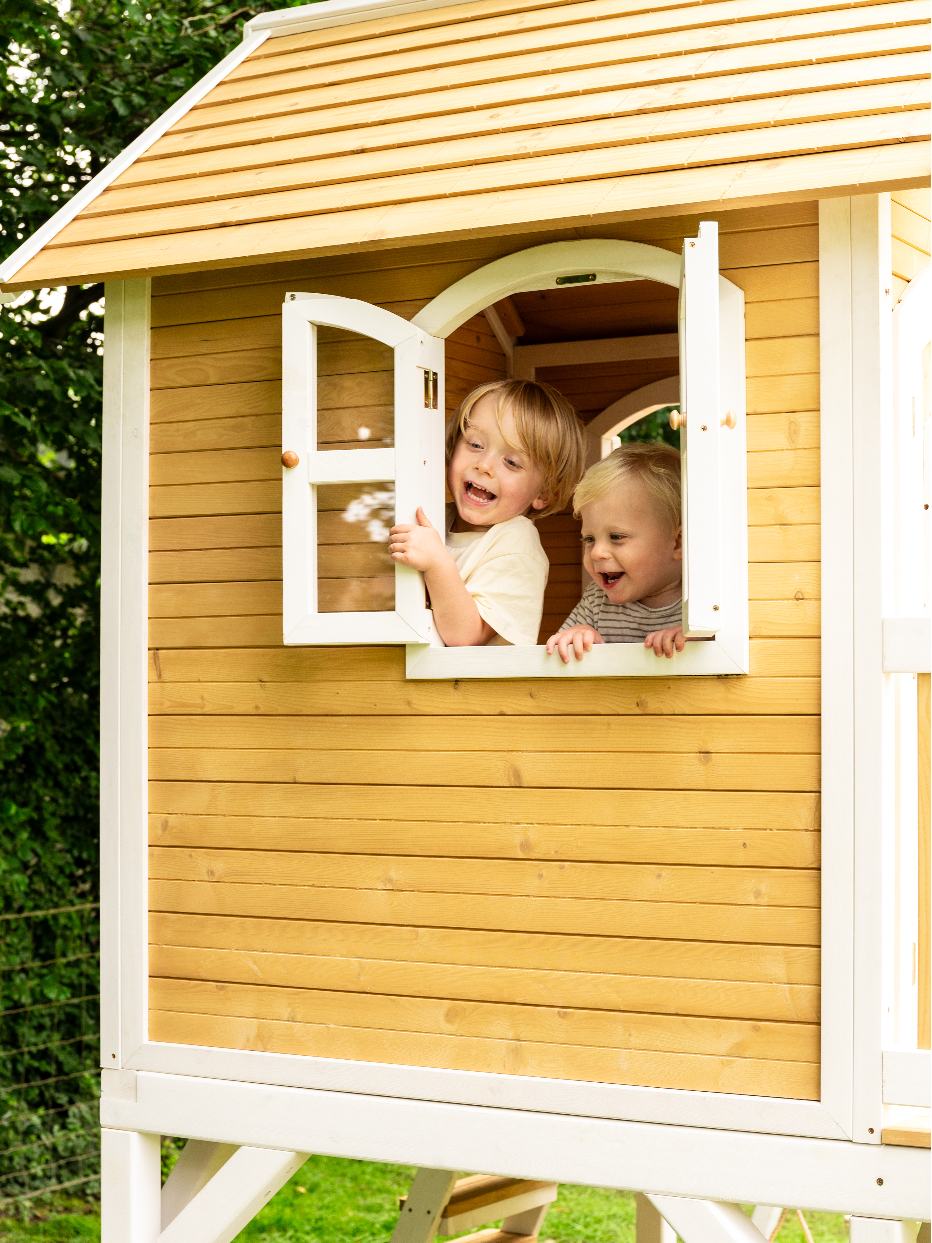 AXI Liam Speelhuis met Summer Nestschommel Bruin/wit - Witte Glijbaan