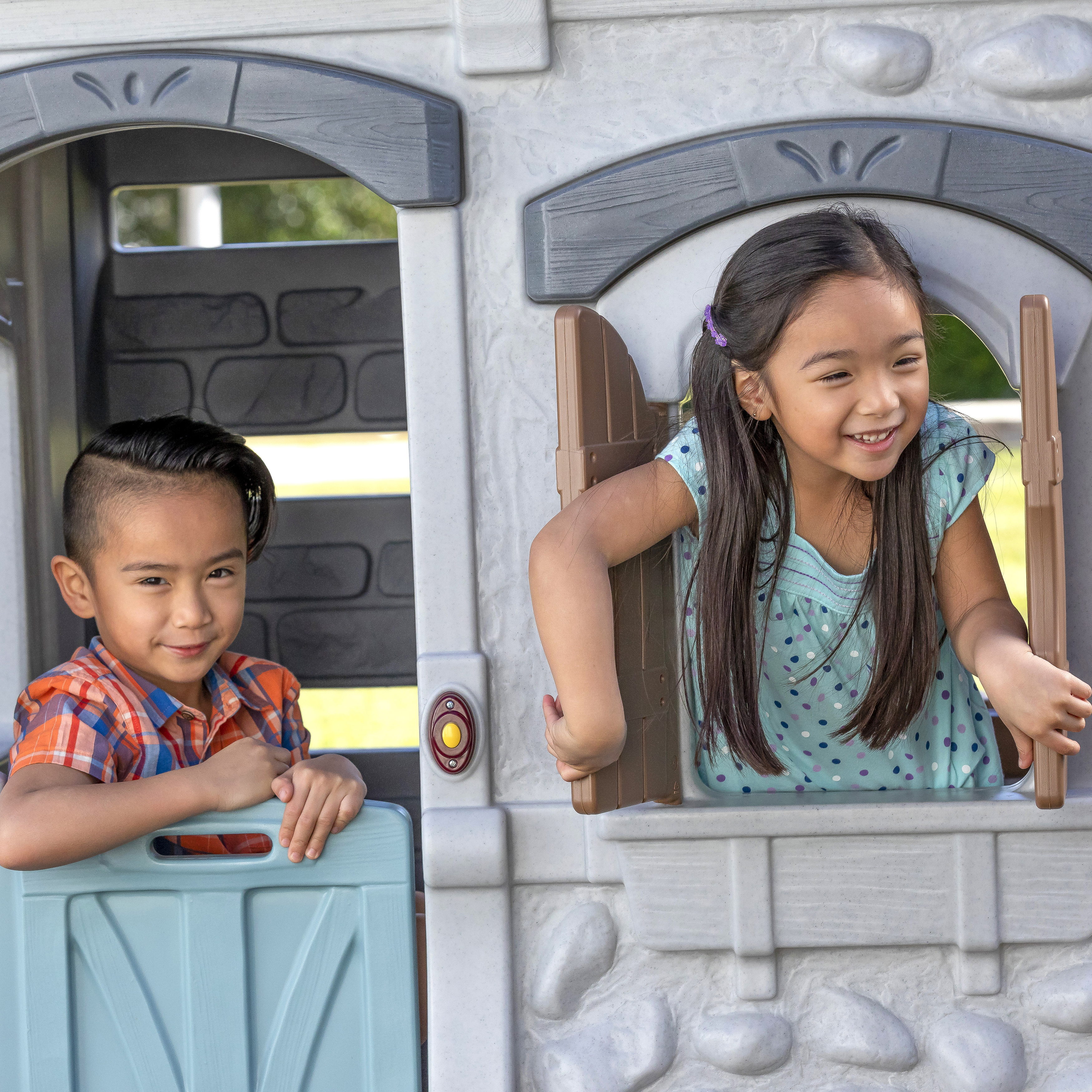 Step2 Enchanting Adventures 2-story Playhouse & Slide