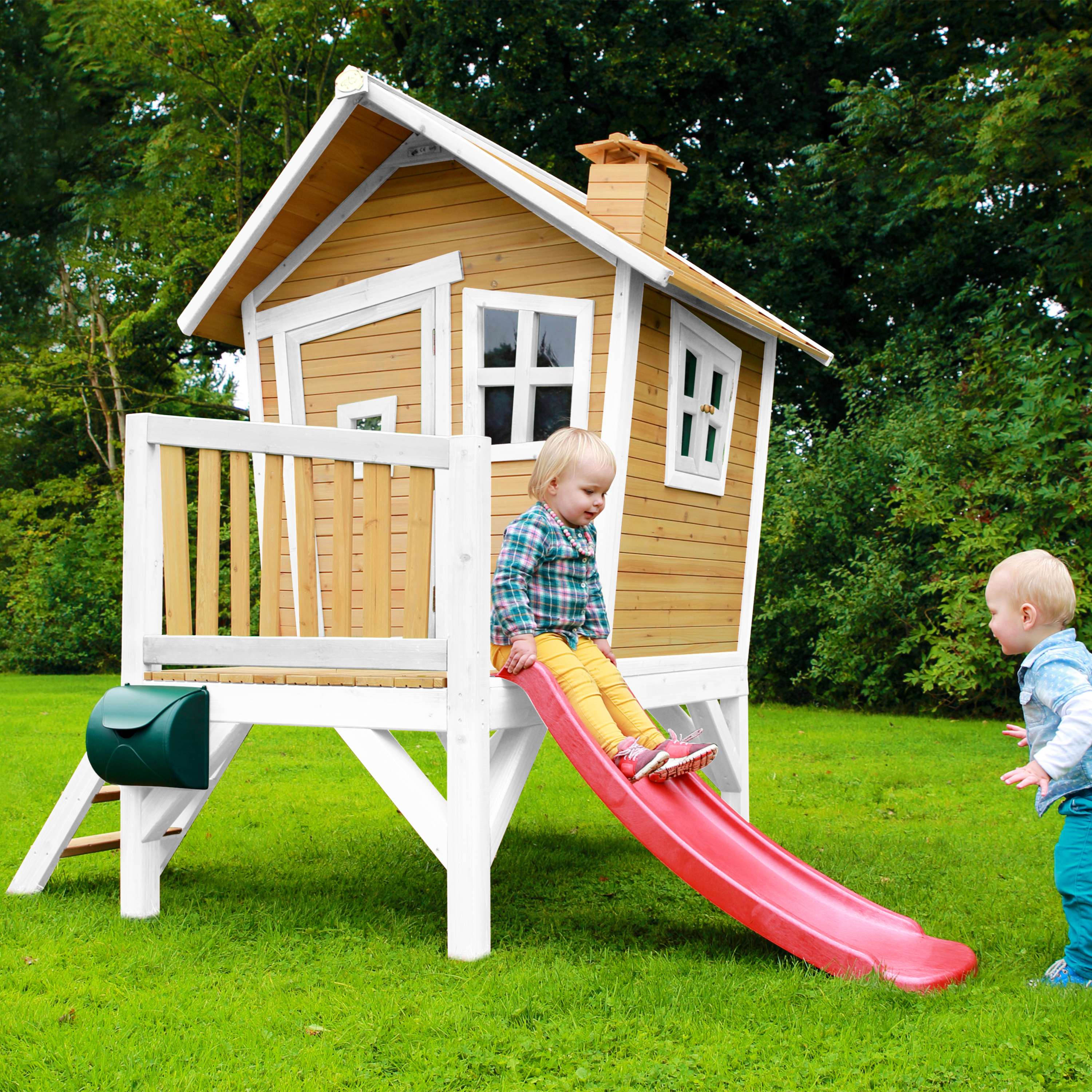 AXI Robin Playhouse Brown/White - Red Slide