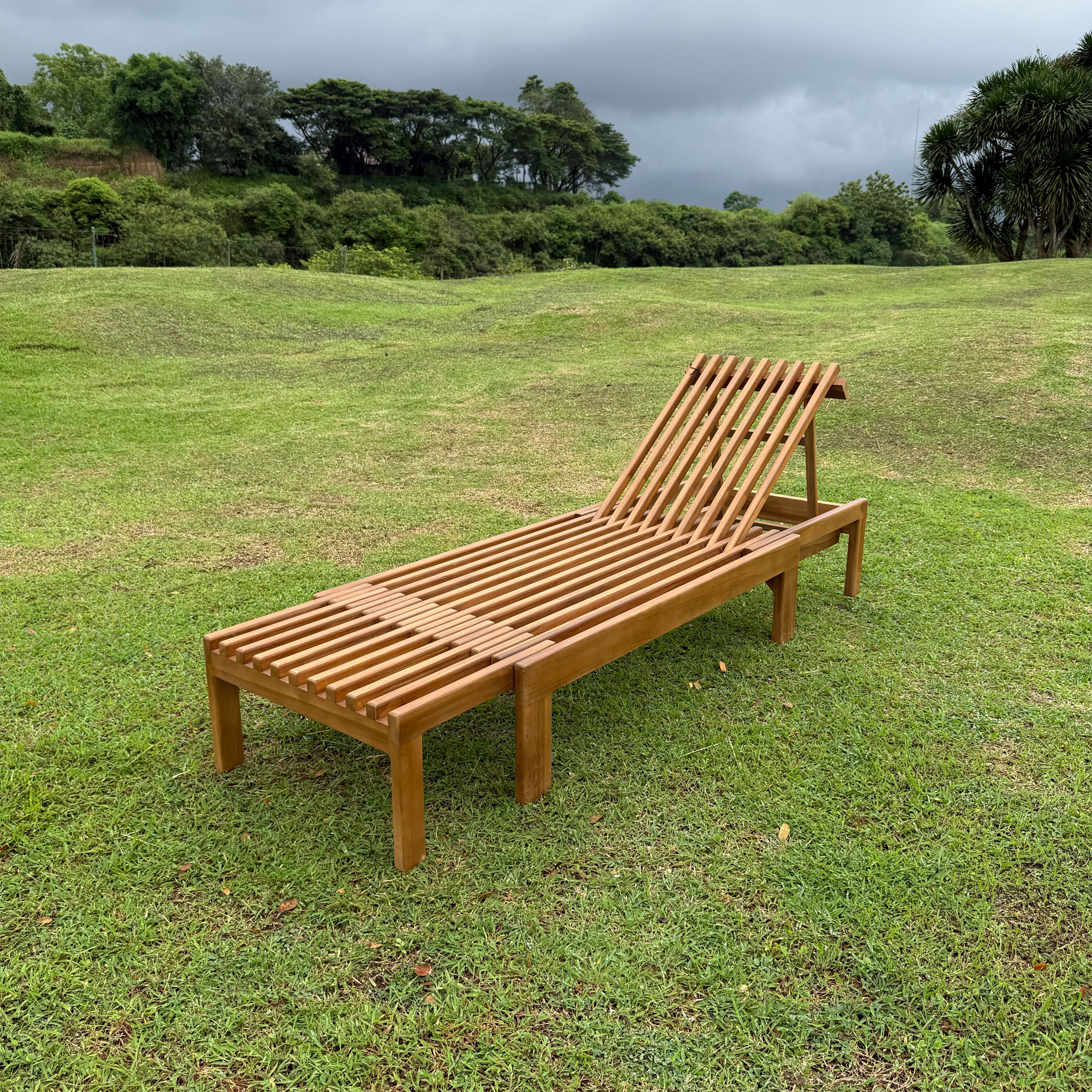 AXI Rowan 2-in-1 Sunbed and Garden Bench - Teak