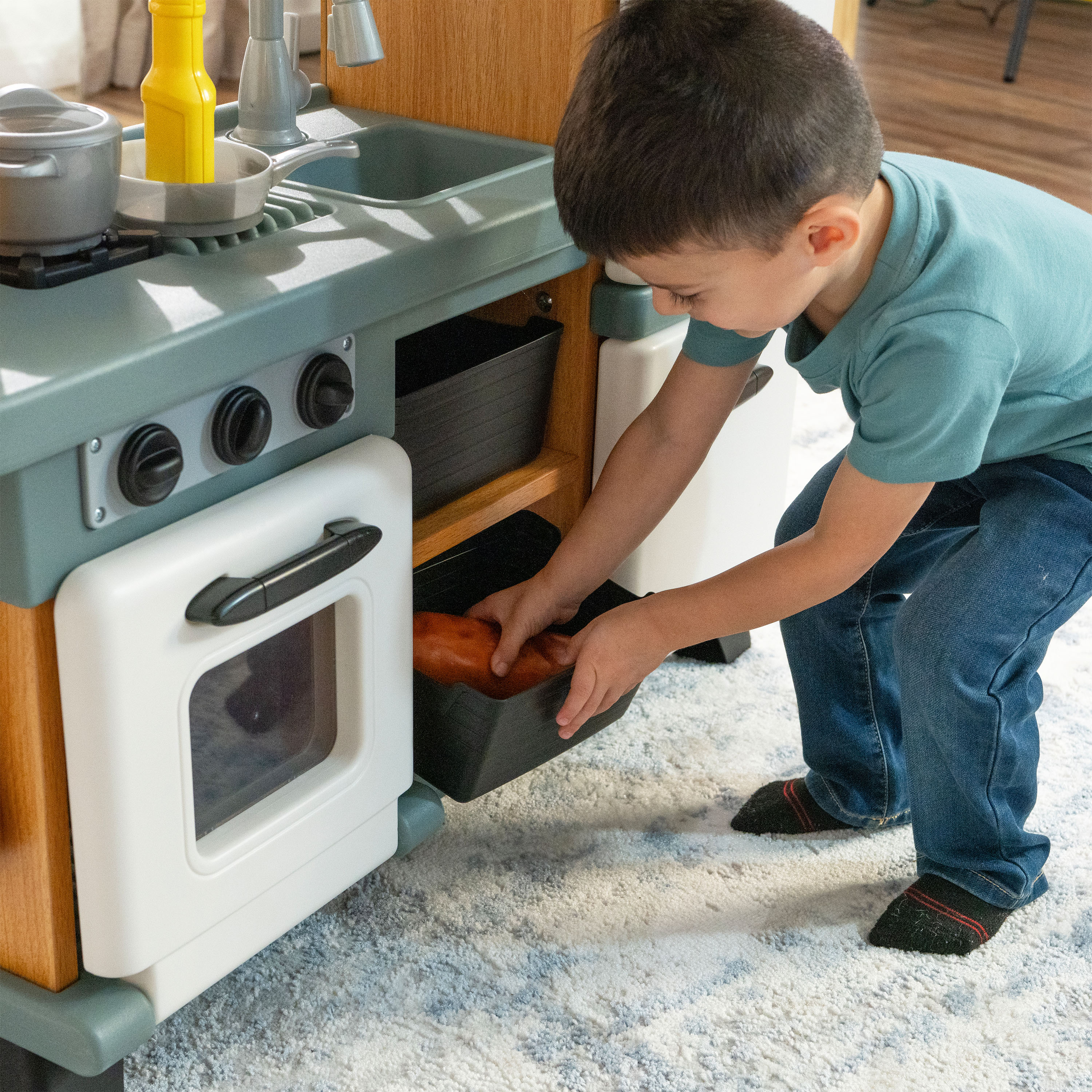 Step2 Harmony Play Kitchen