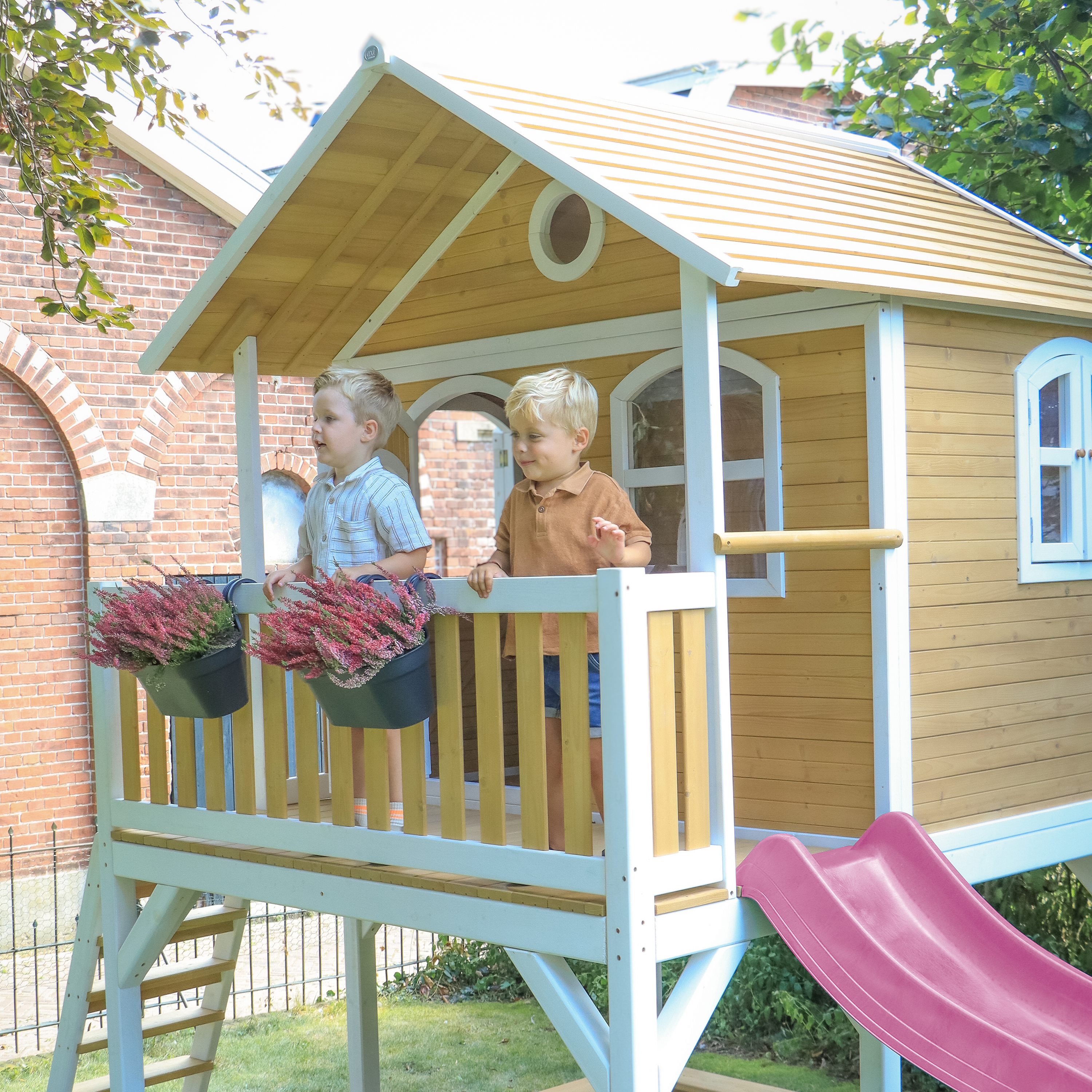 AXI Marc Playhouse Brown/White - Purple Slide