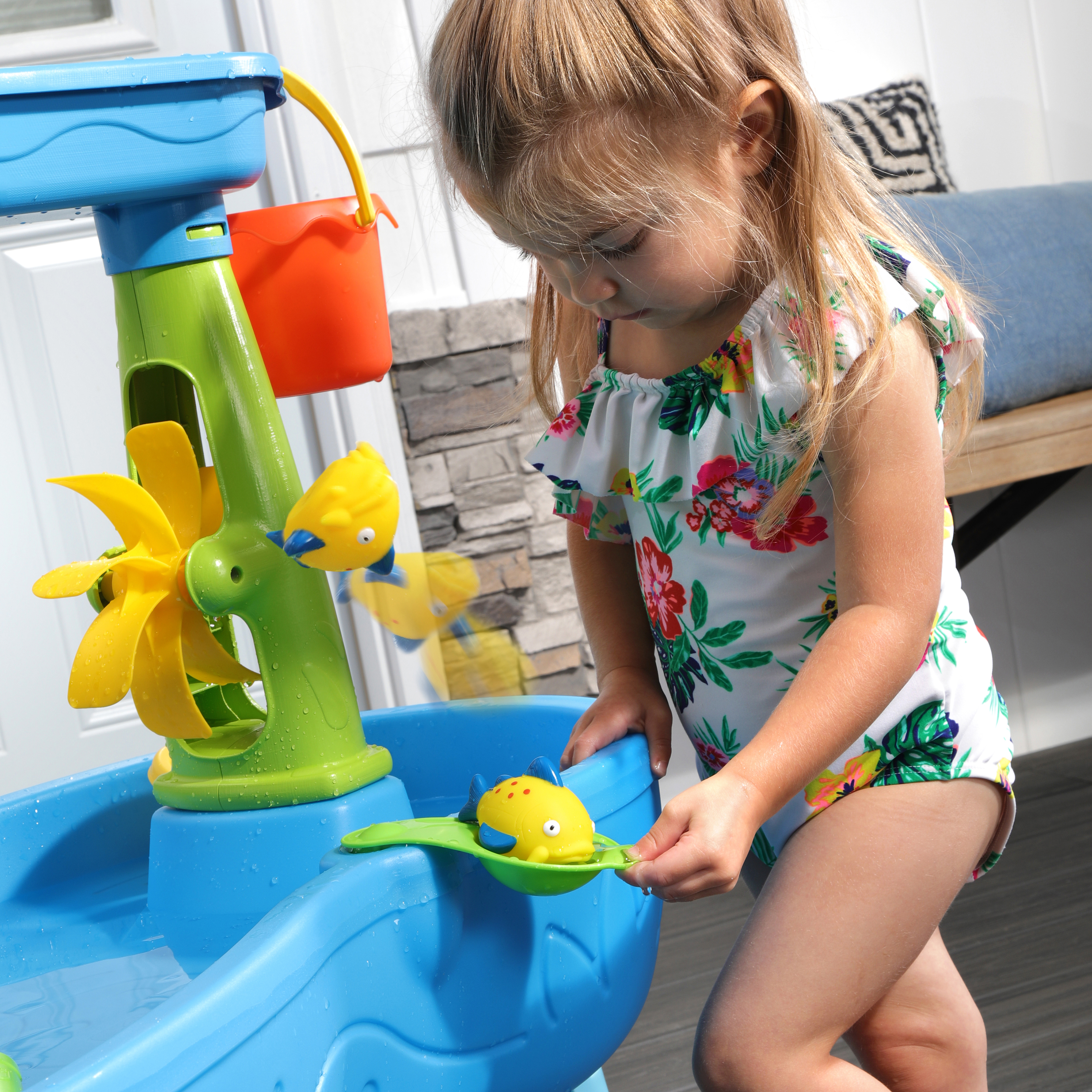 Step2 Double Showers Splash Water Table