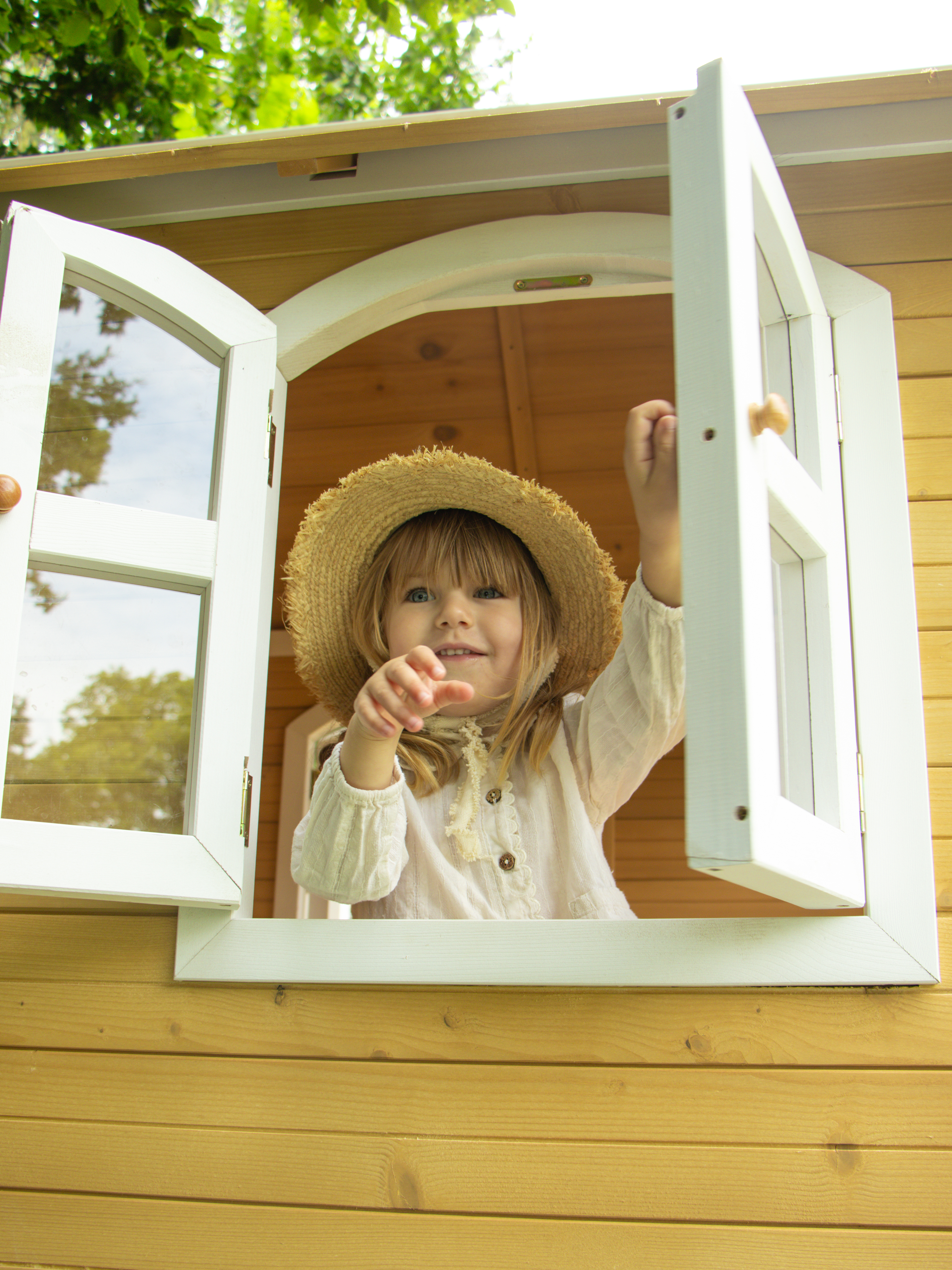 AXI Liam Speelhuis met Summer Nestschommel Bruin/wit - Witte Glijbaan