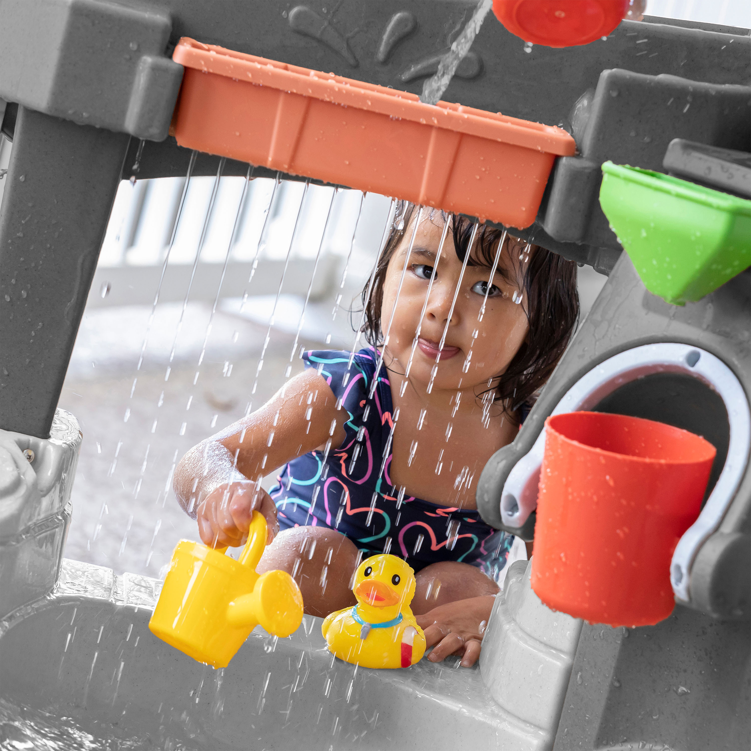 Step2 Pump & Splash Discovery Stone Pond Water Table