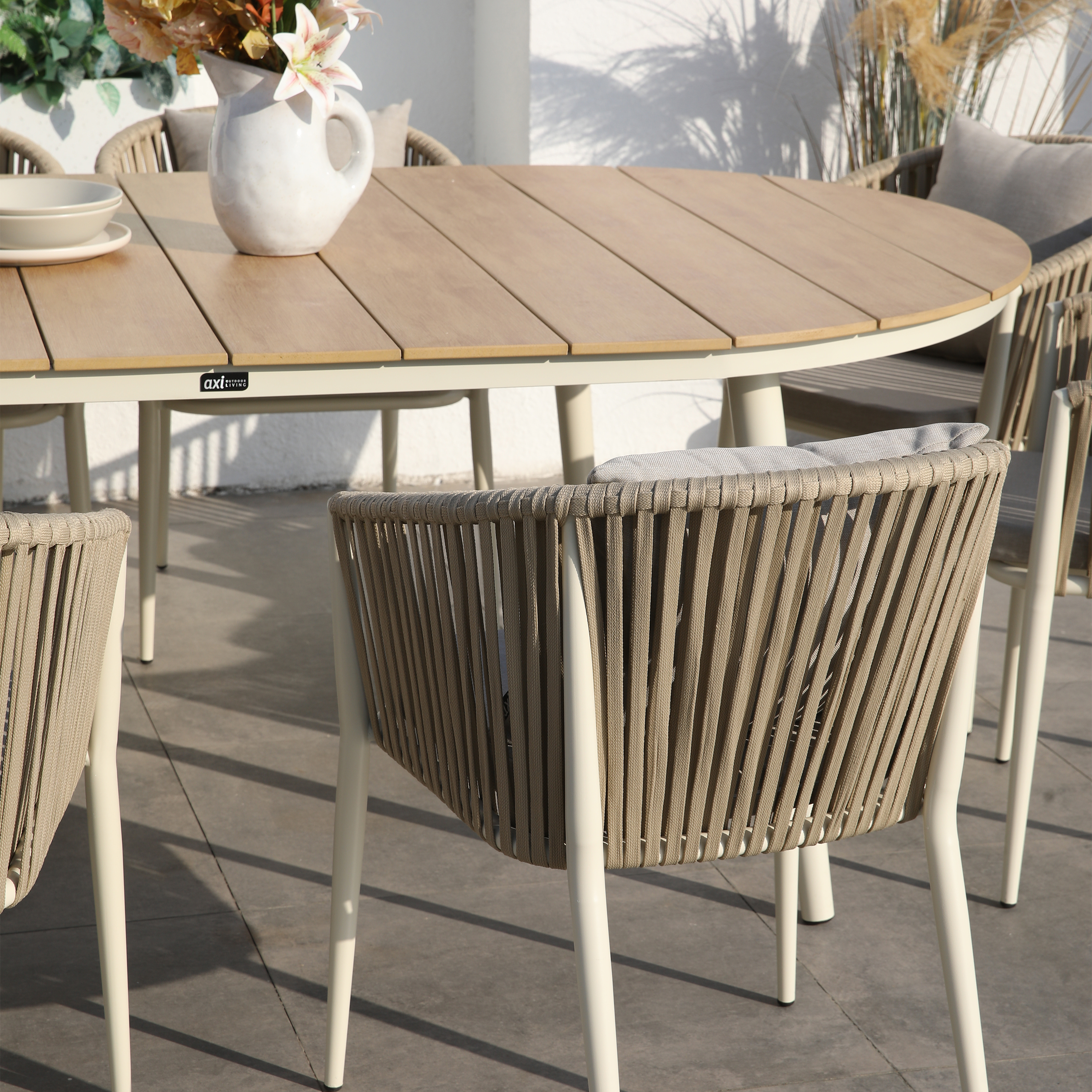 AXI Chay Garden Set with 8 Chairs – Beige with Polywood in Wood Effect