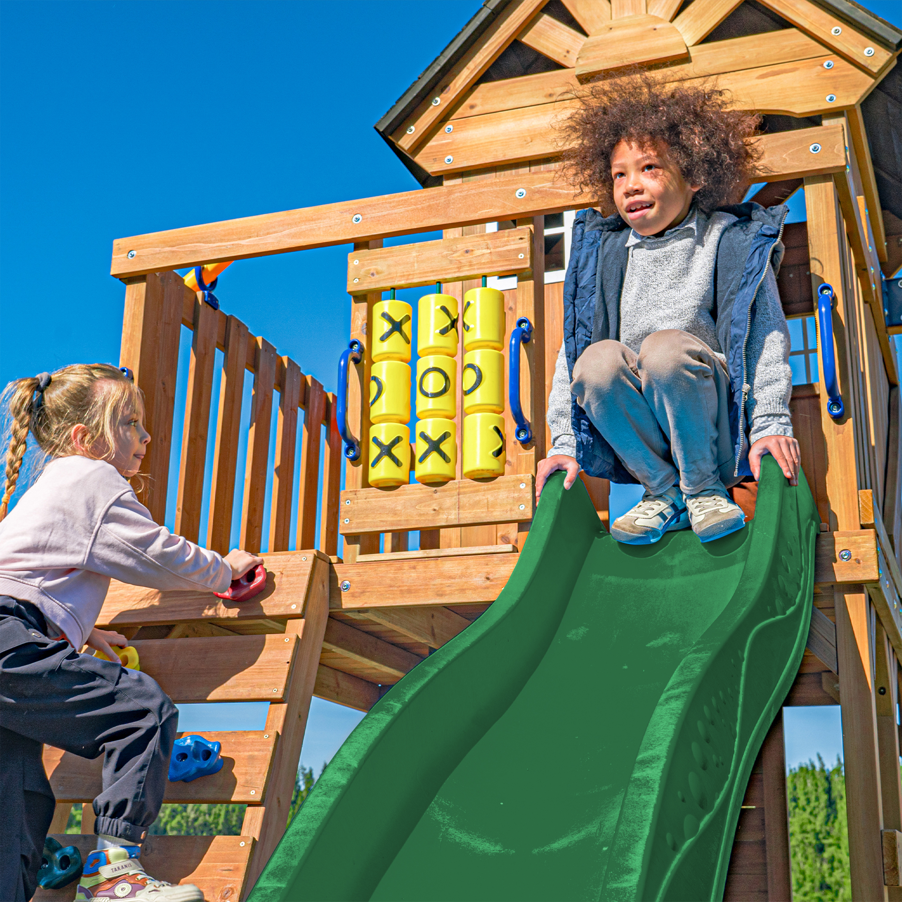 AXI Jack Climbing Frame with Double Swing and Trapeze – Green Slide