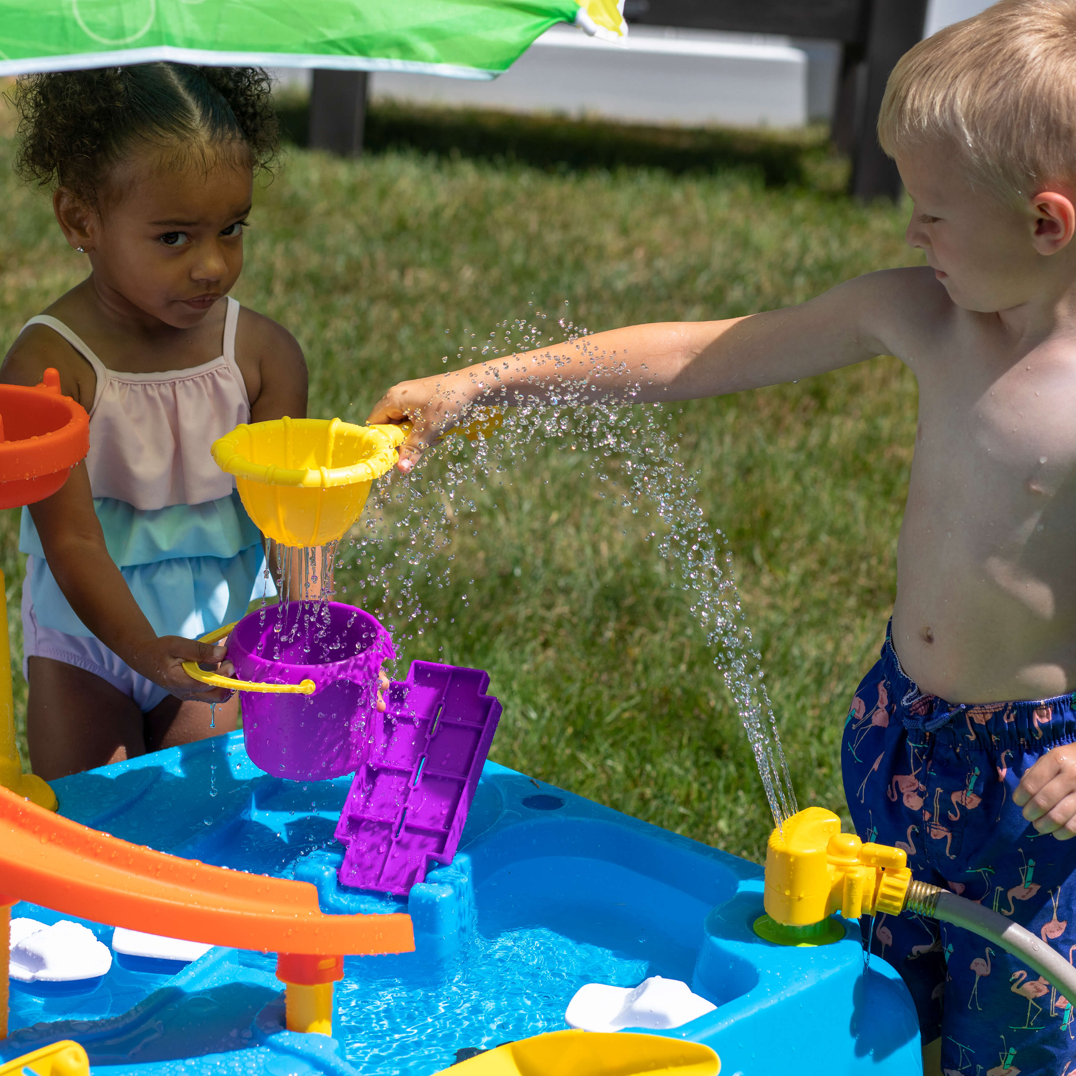 Step2 Waterpark Wonders Two-Tier Watertafel