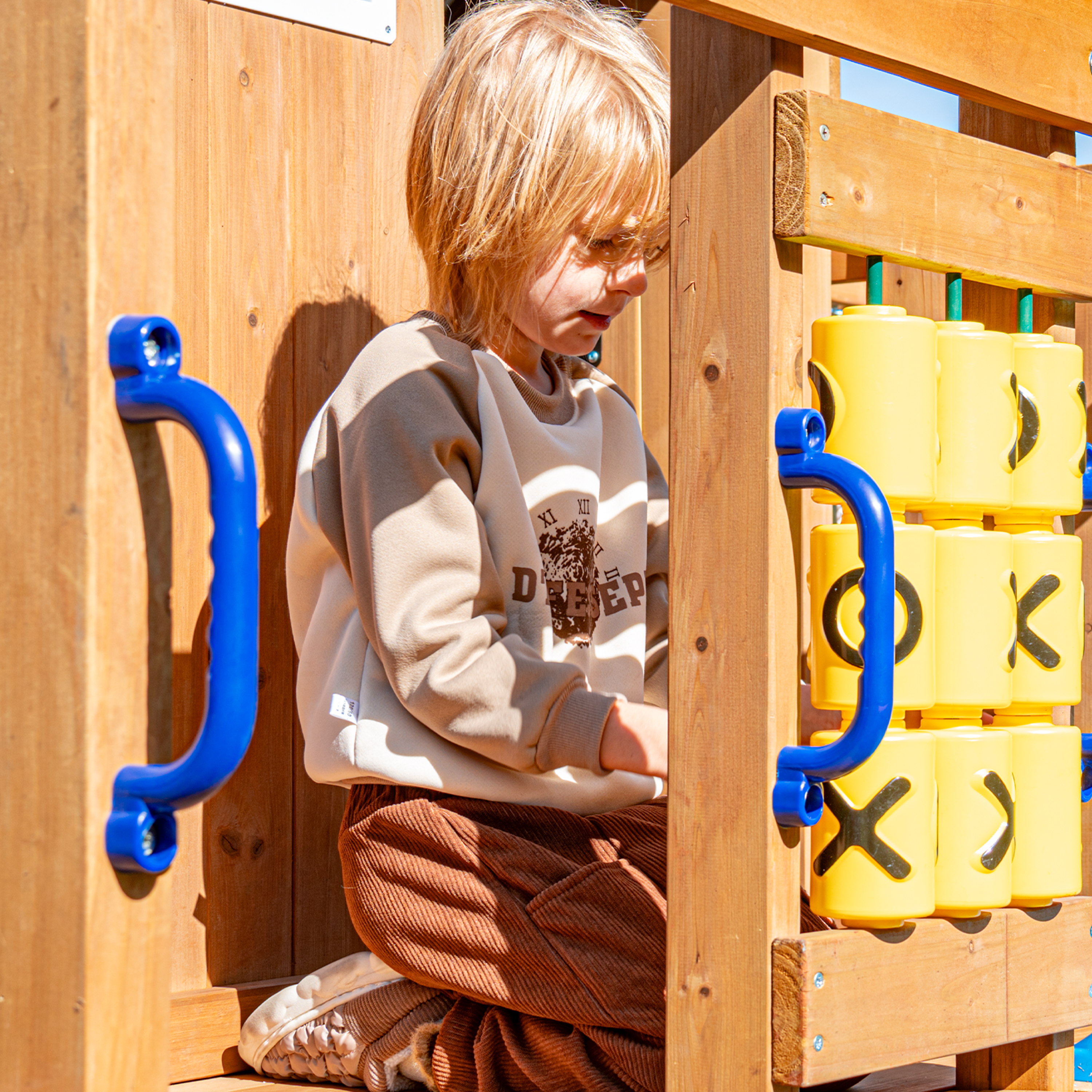 AXI Jack Climbing Frame with Double Swing and Trapeze – Green Slide