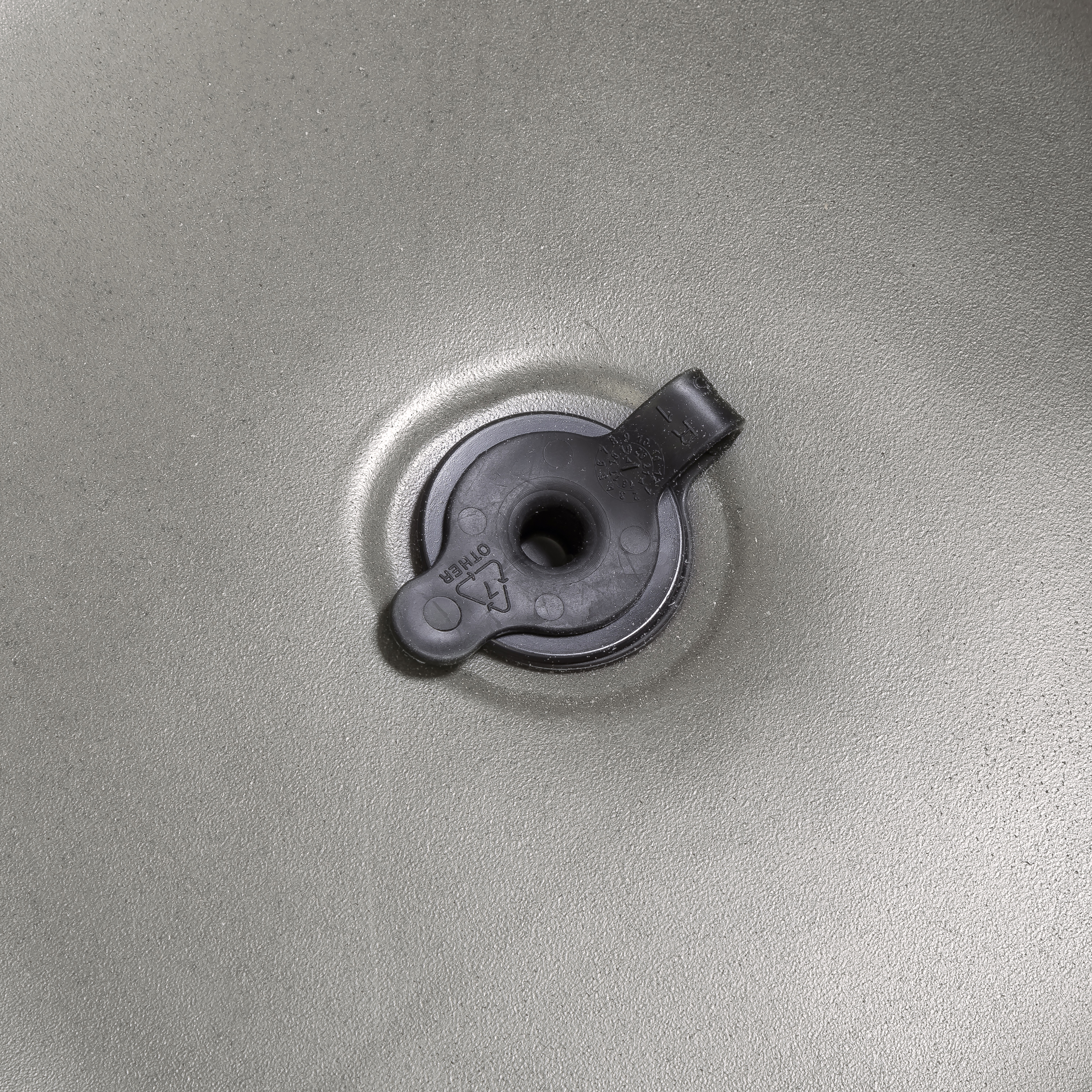 Step2 Just Chillin Patio Table & Ice Bin