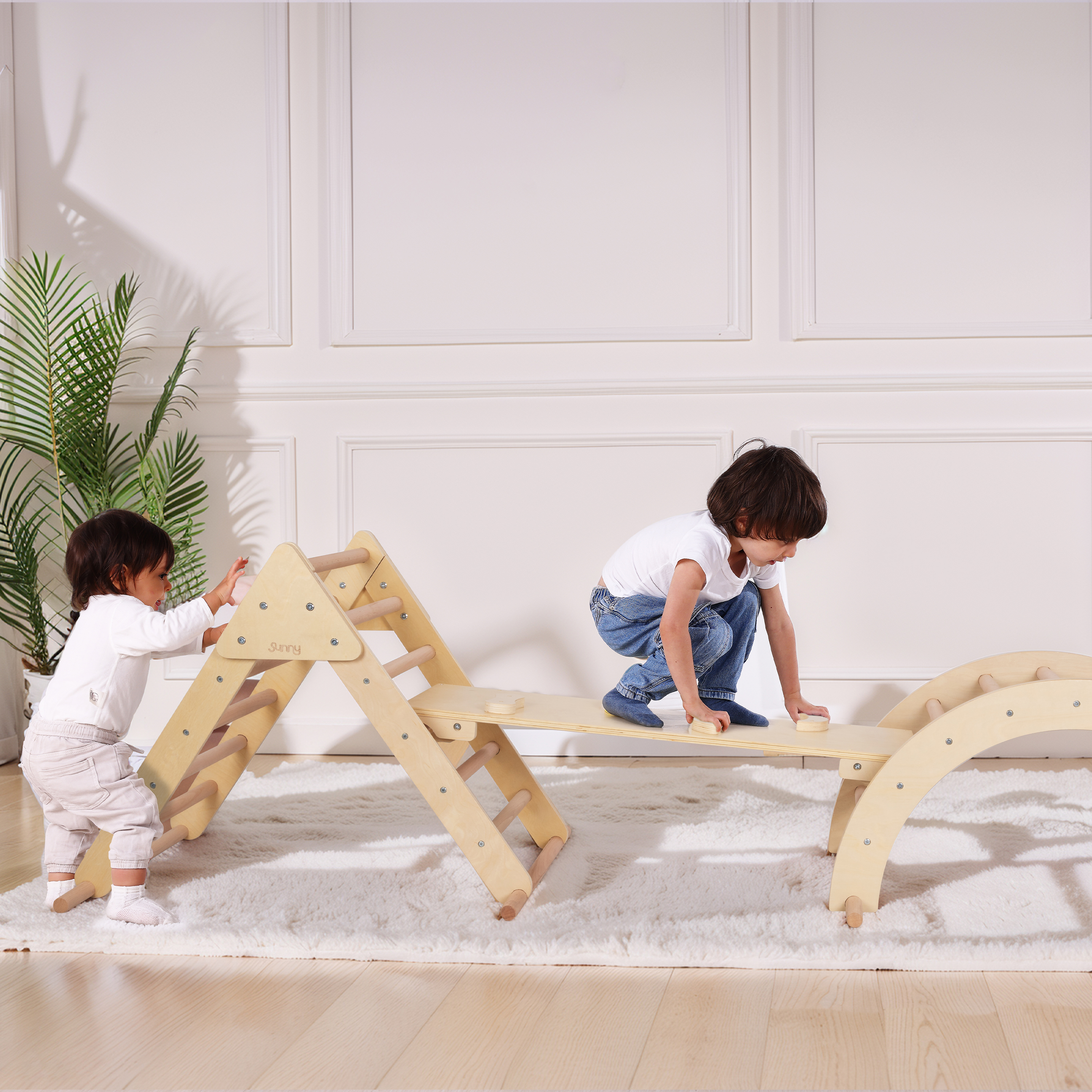 Sunny Charlie 3-in-1 Houten Klimdriehoek met Klimwand en Rocker - Naturel