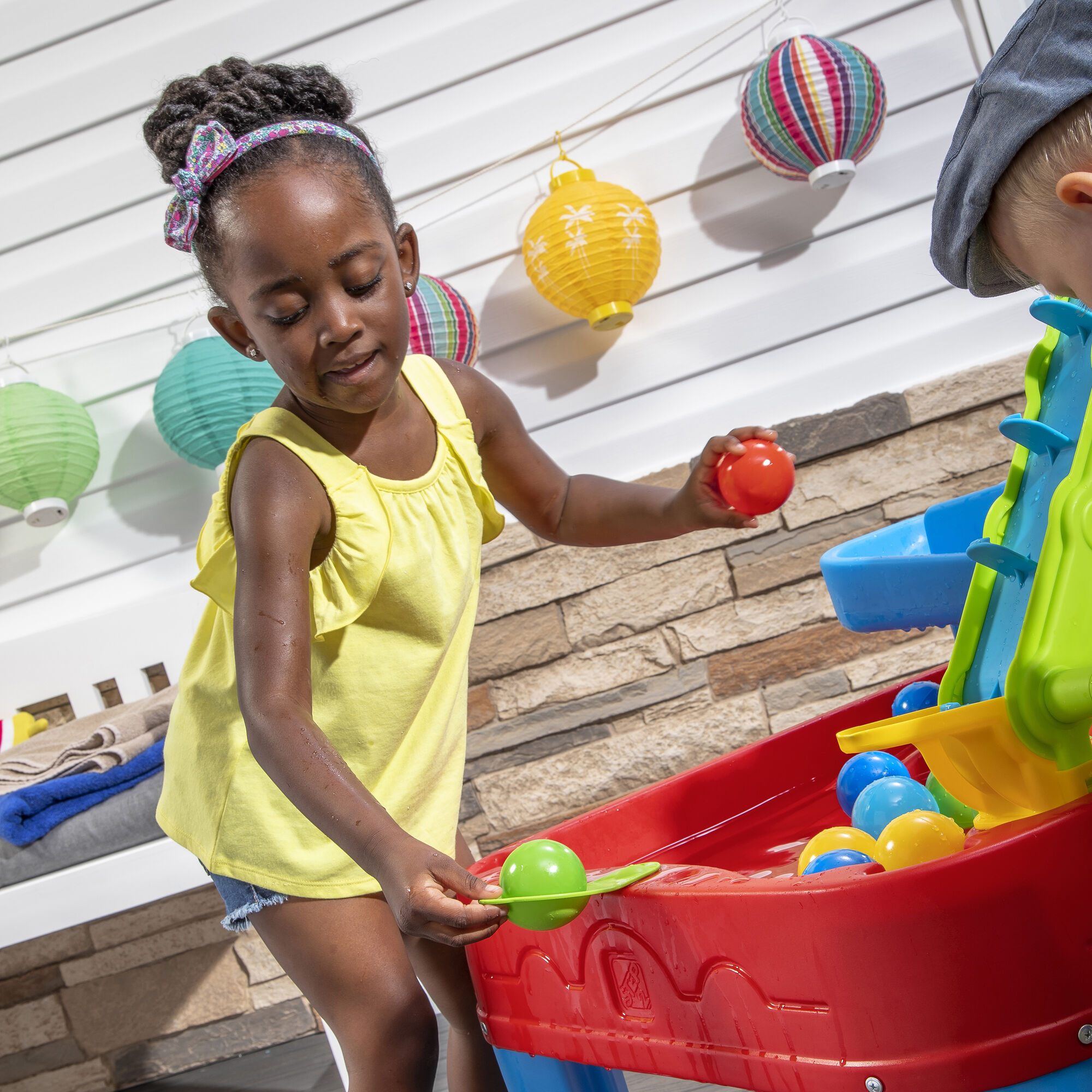 Step2 Stem Discovery Ball Table